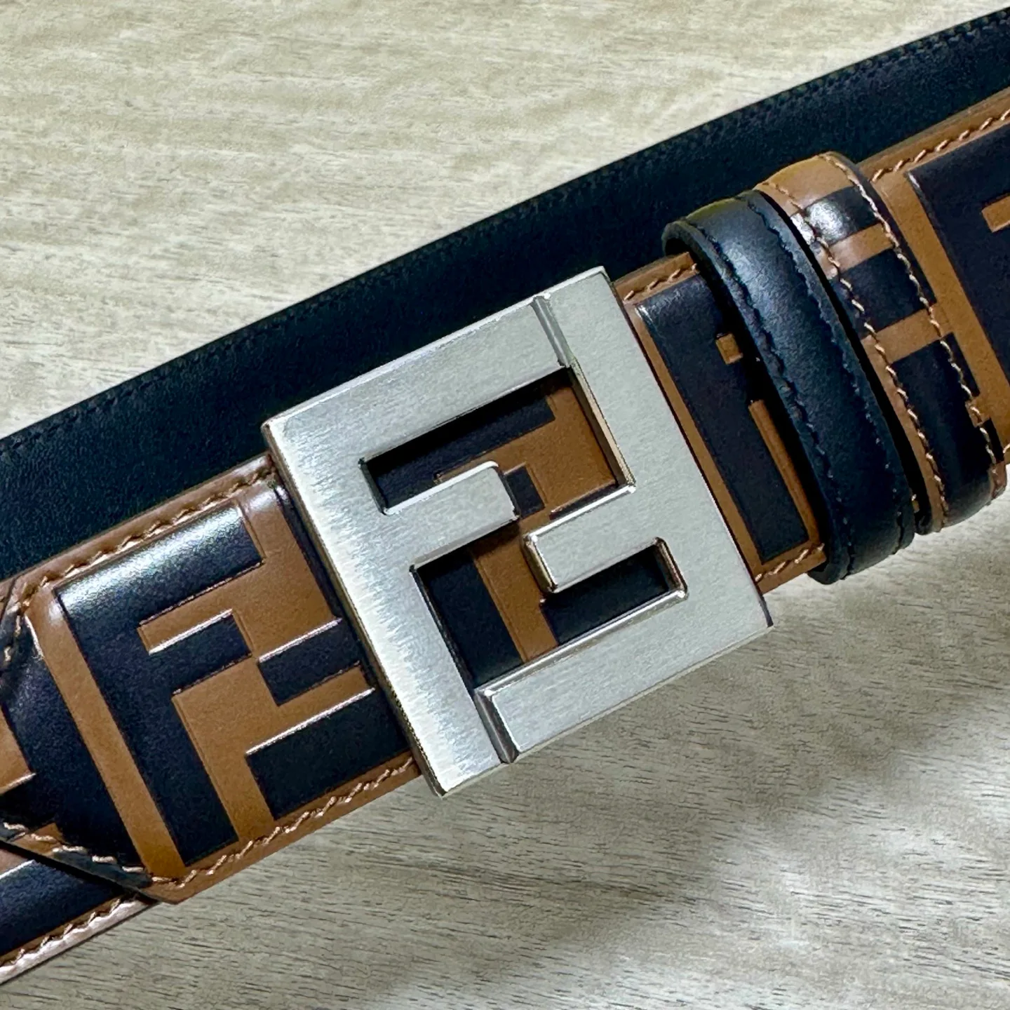 Ремни Fendi 17926195