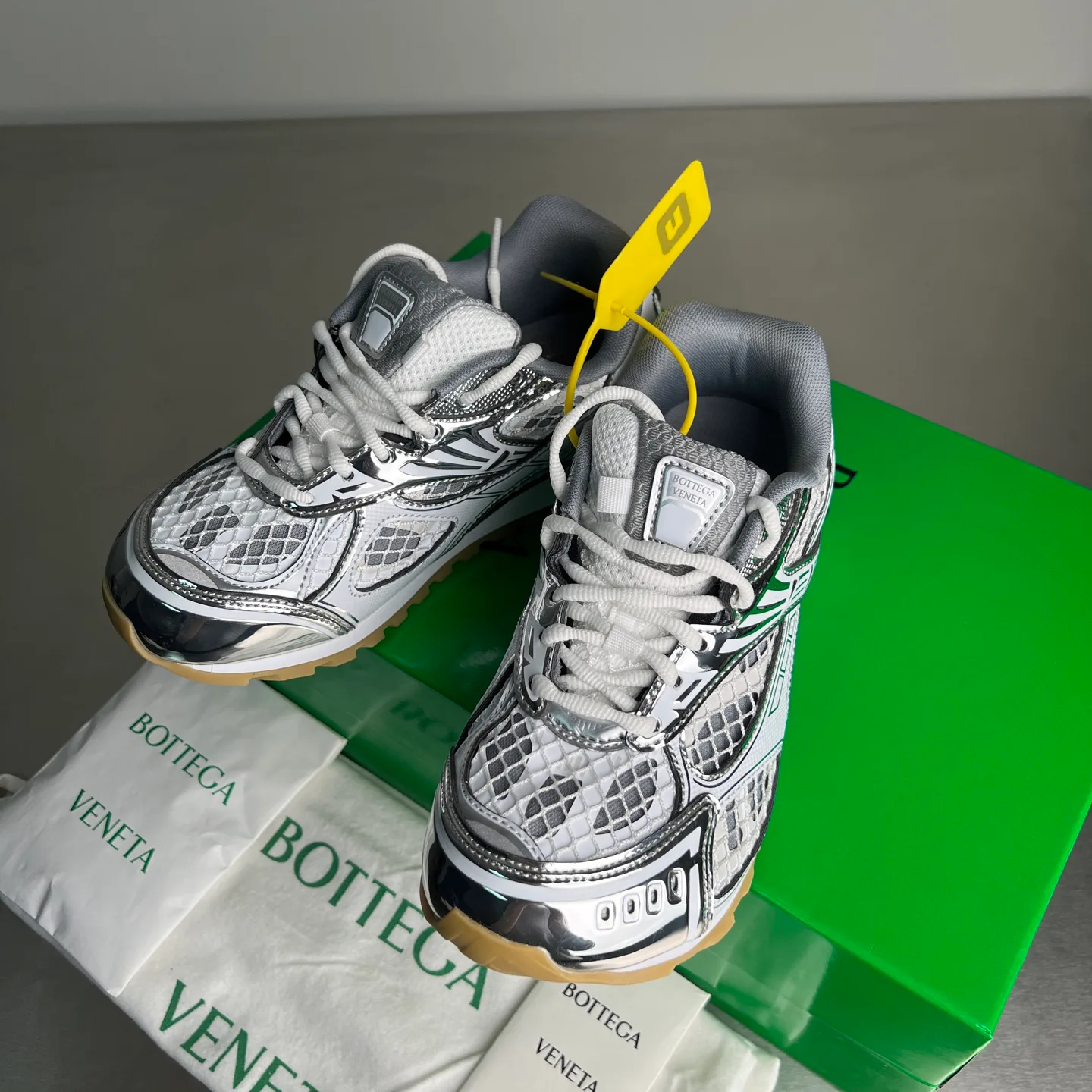 Кроссовки Женские Bottega Veneta 19447