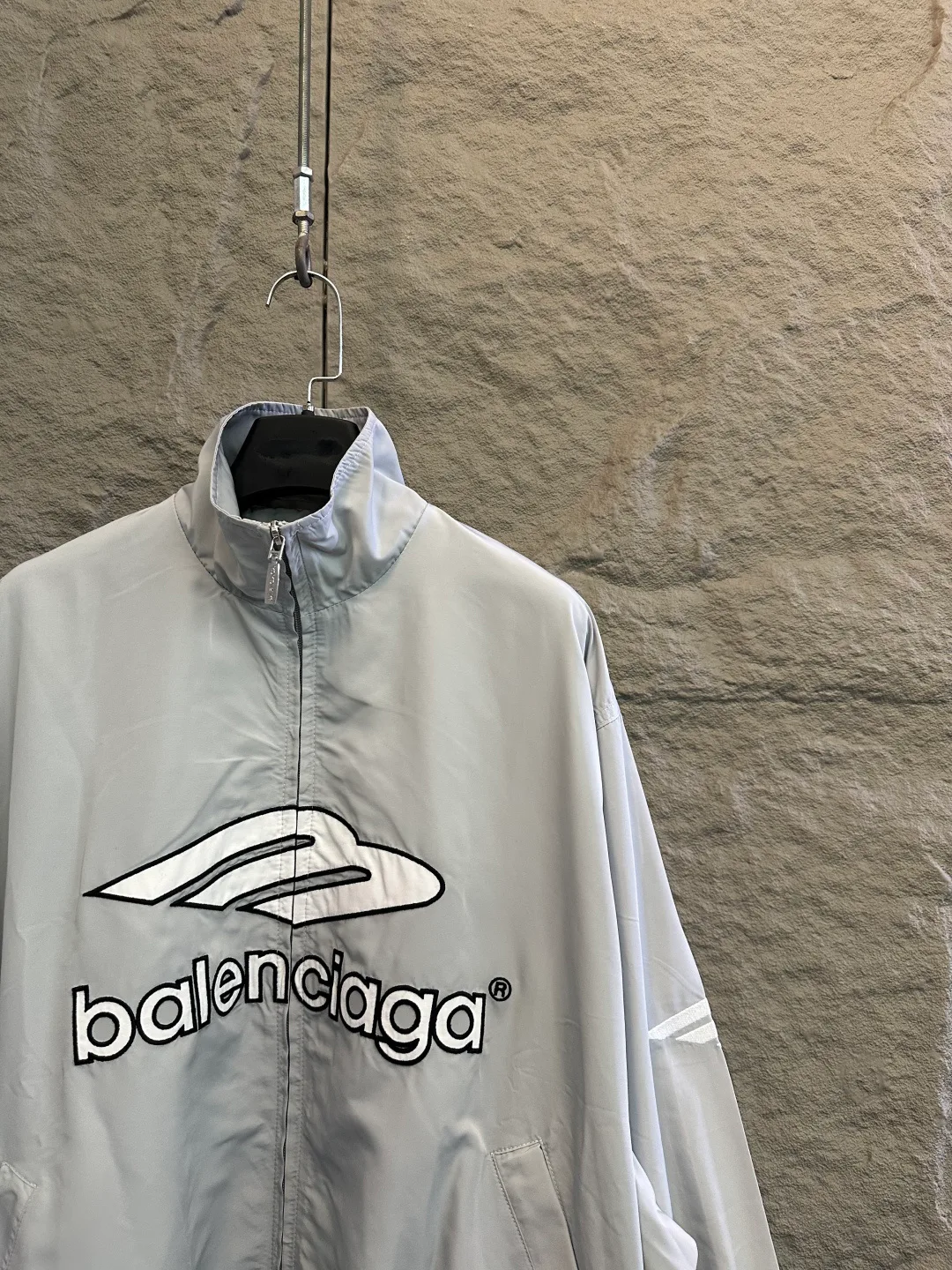 Куртки И Пуховики Женские Balenciaga 11538808