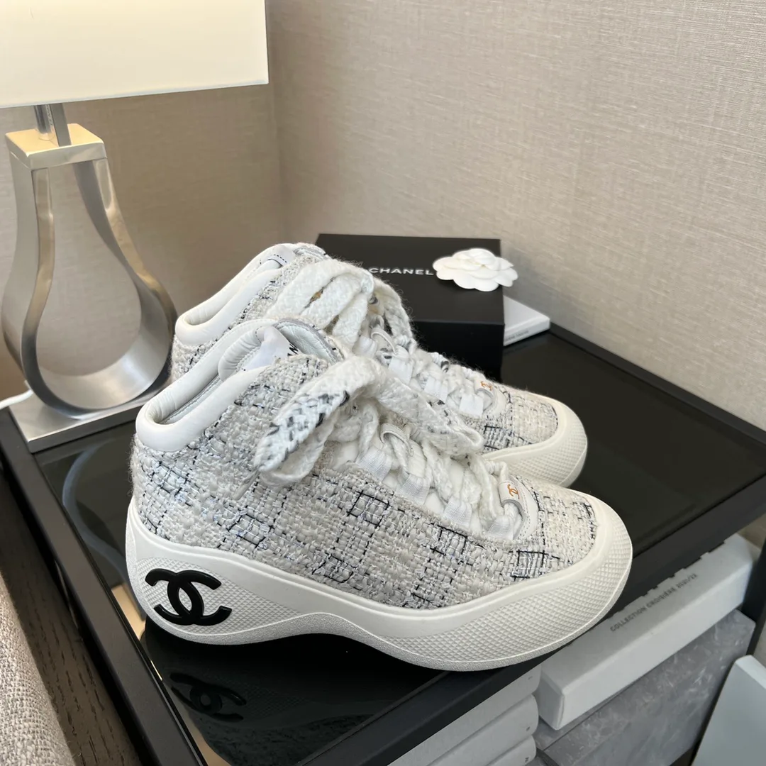 Кроссовки Женские Chanel 2937723