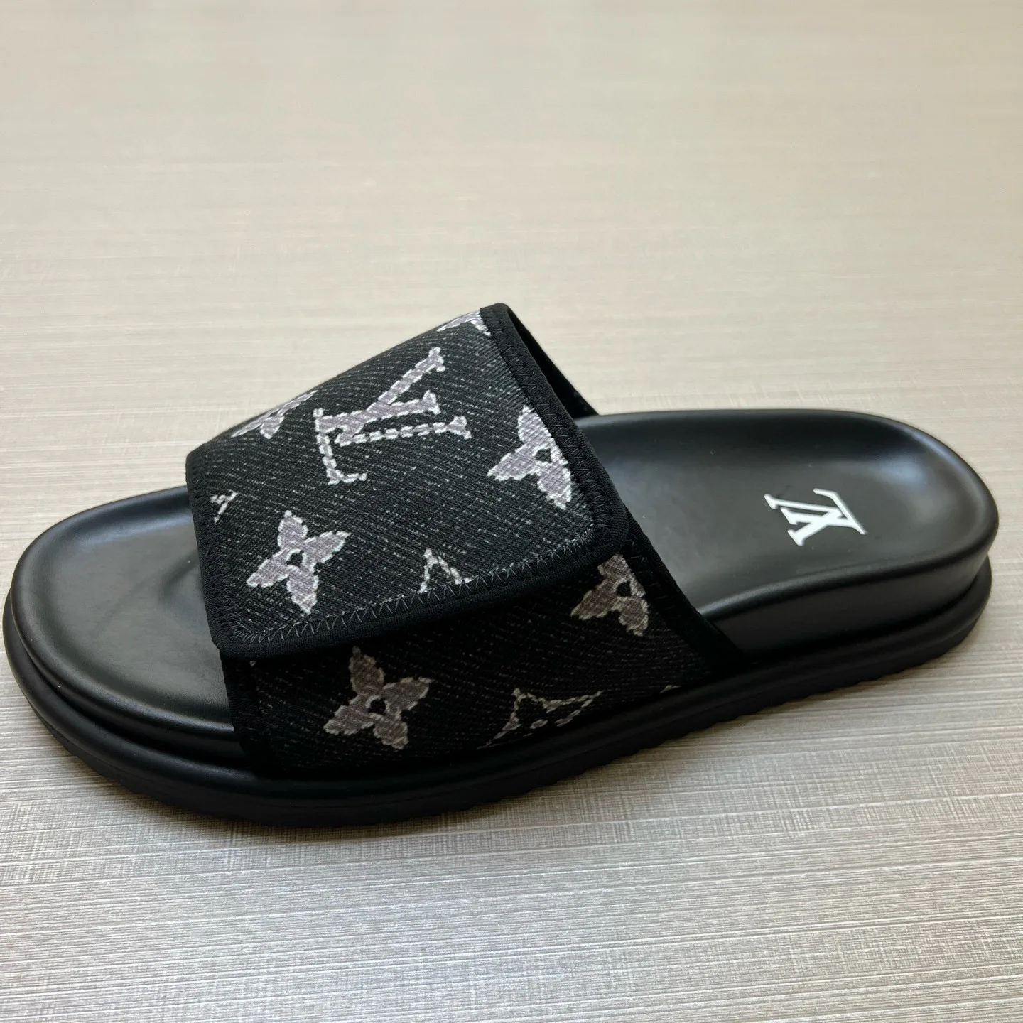 Шлепанцы Мужские Louis Vuitton 1789276