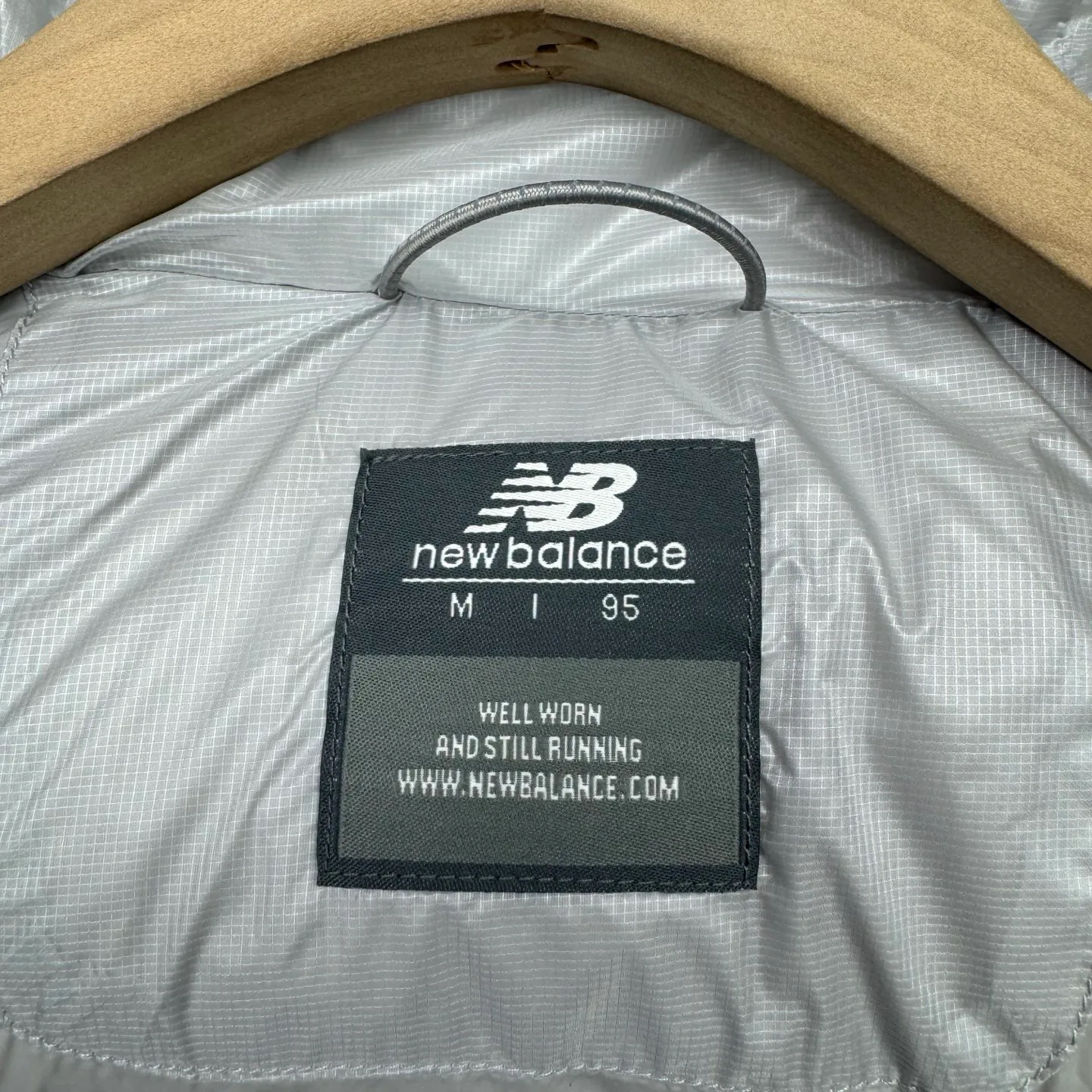 Куртки И Пуховики Женские New Balance 1966618