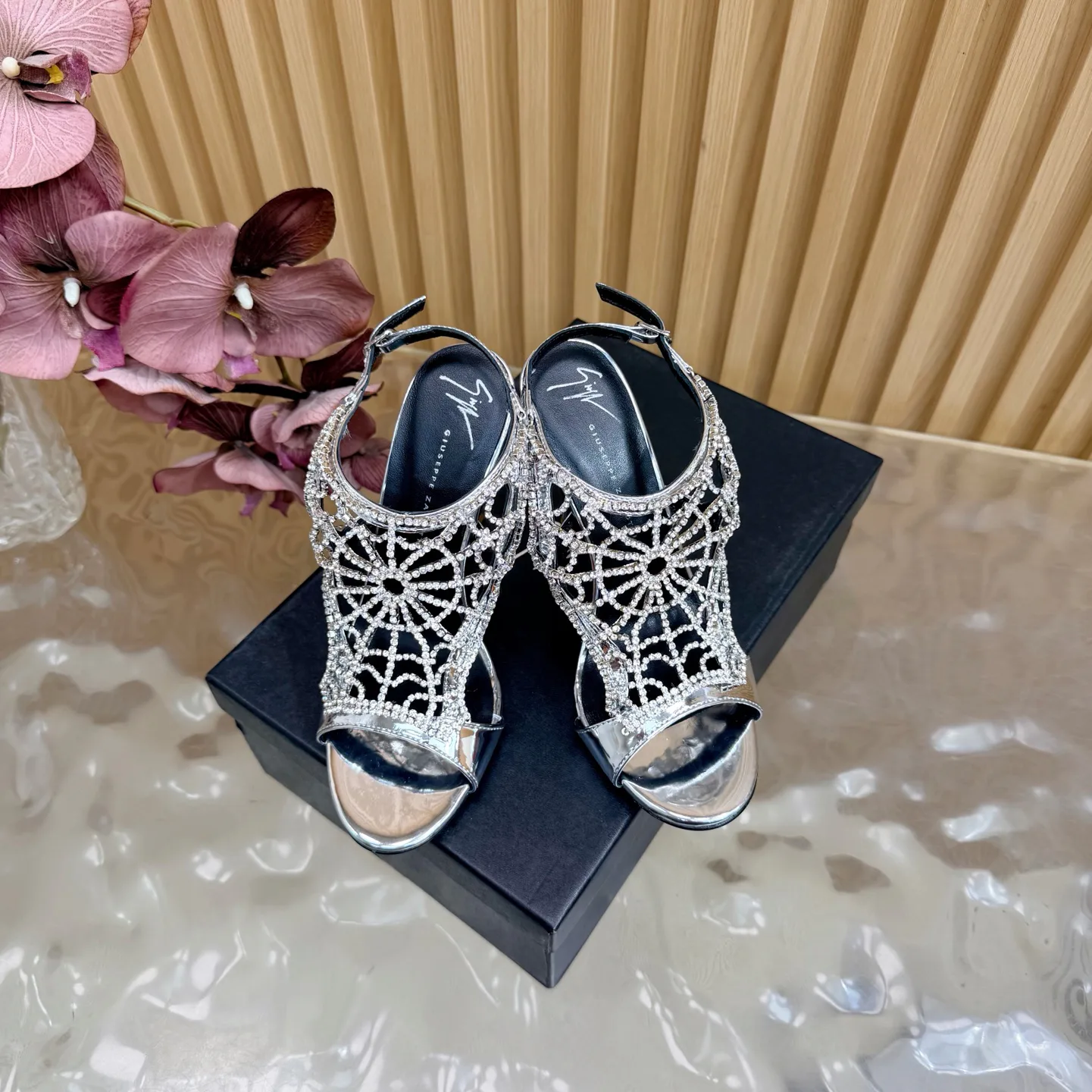 Туфли Женские Giuseppe Zanotti 13454344