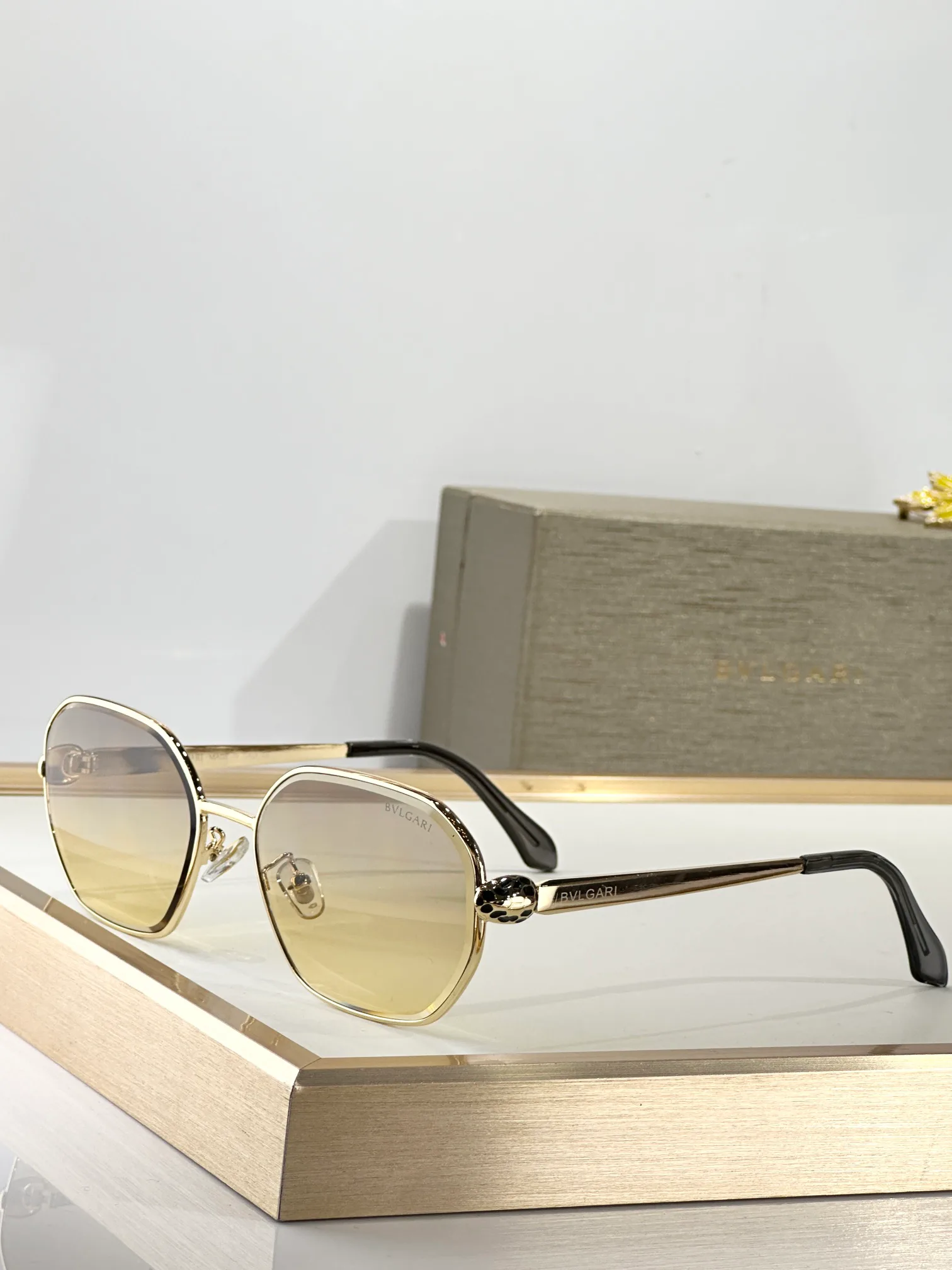 Очки Bvlgari 81617