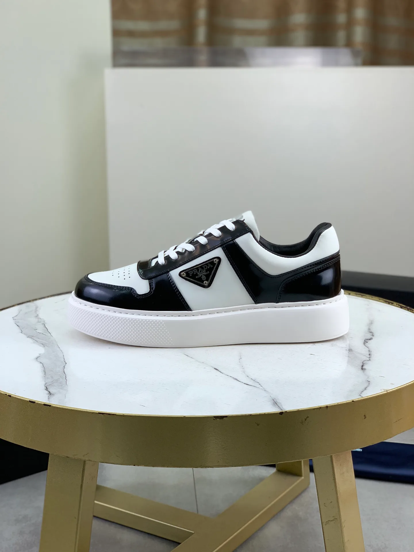 Кроссовки Мужские Prada 13428277