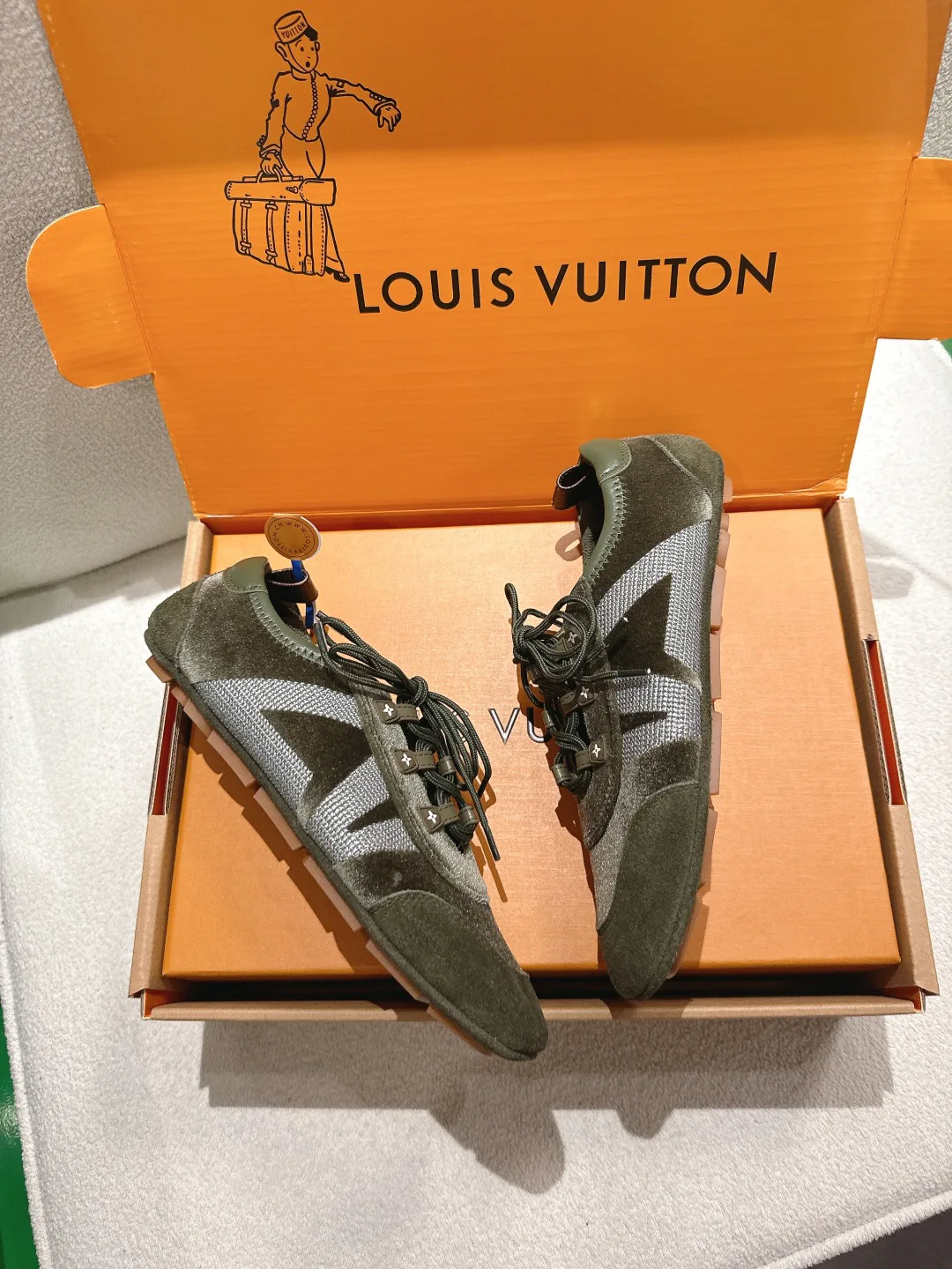 Кроссовки Женские Louis Vuitton 9632234