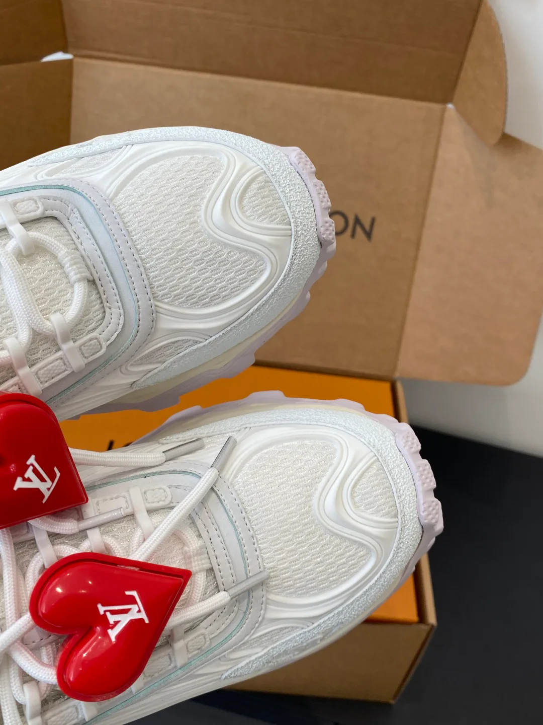 Кроссовки Мужские Louis Vuitton 985560