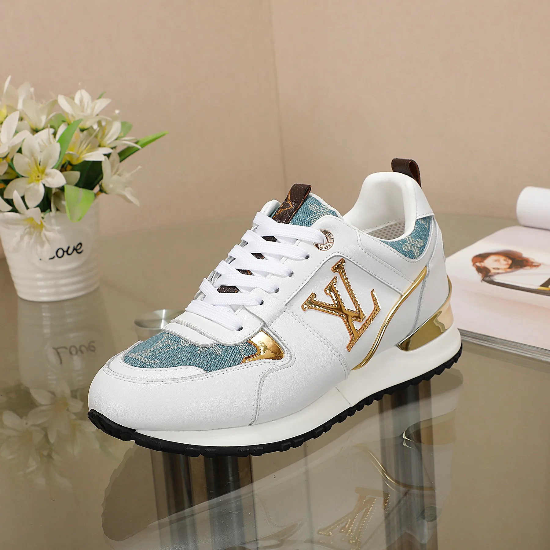 Кроссовки Женские Louis Vuitton 1284507