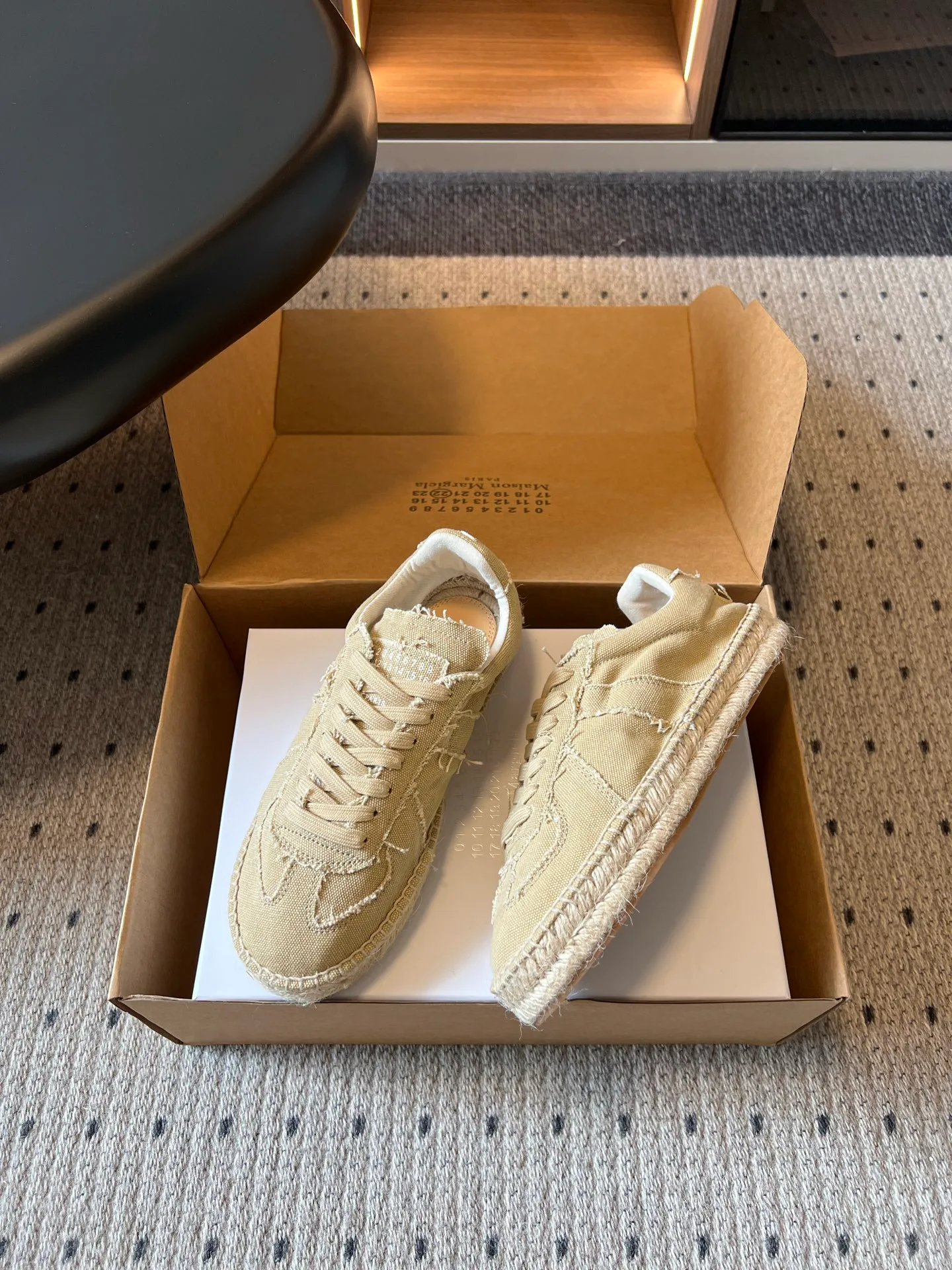 Кроссовки Женские Maison Margiela 17523647