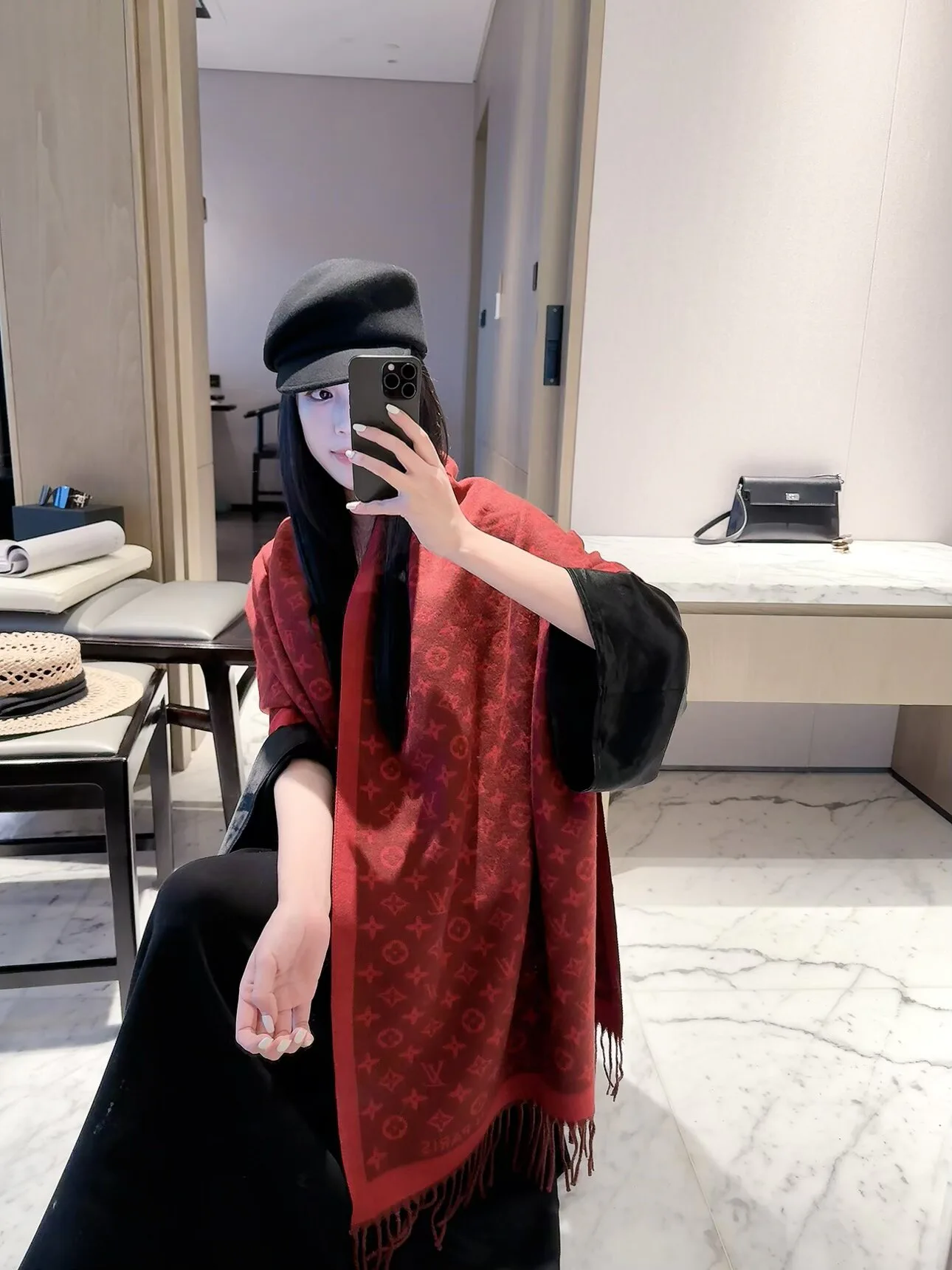 Шарфы Louis Vuitton 18322550