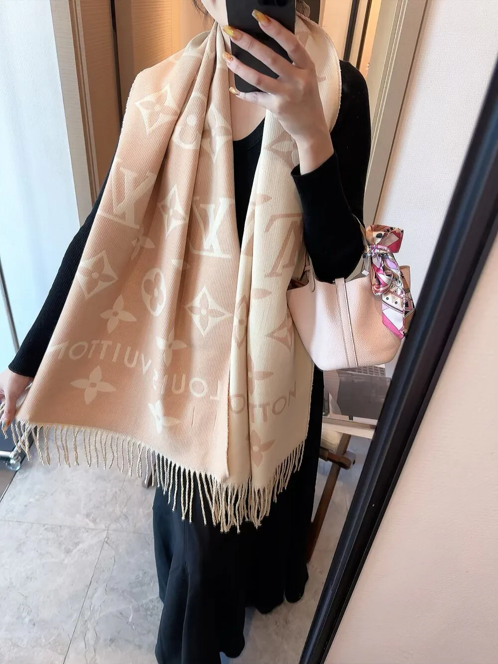Шарфы Louis Vuitton 184262