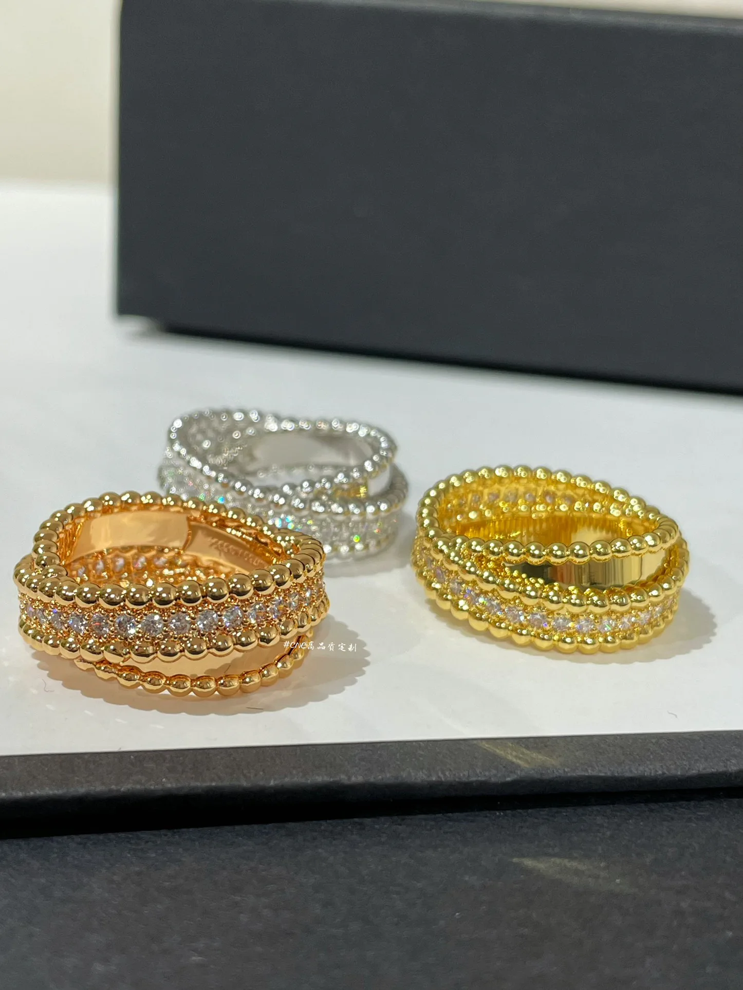 Бижутерия Van Cleef & Arpels 4202