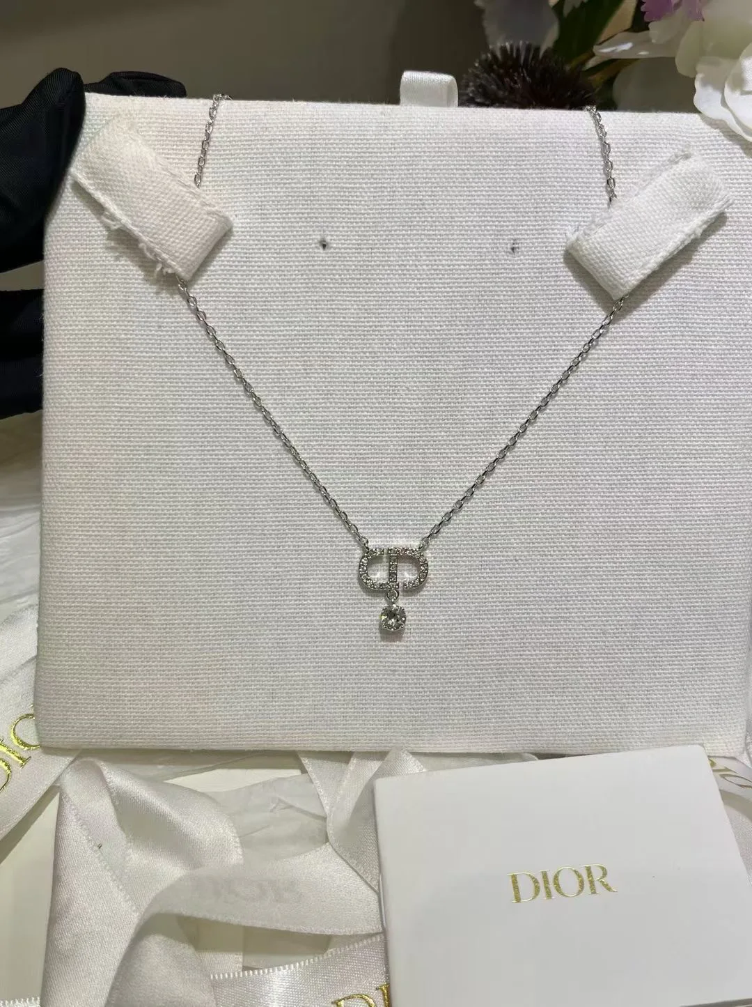Бижутерия Christian Dior 17281987
