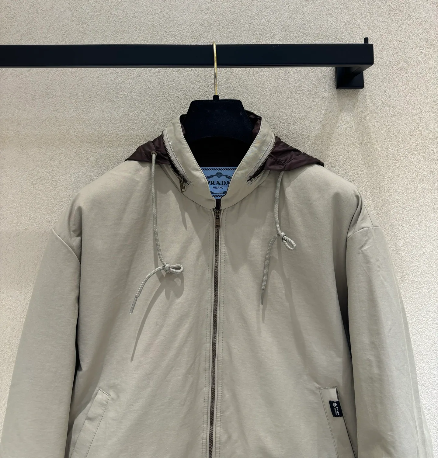 Куртки И Пуховики Женские Prada 18374109