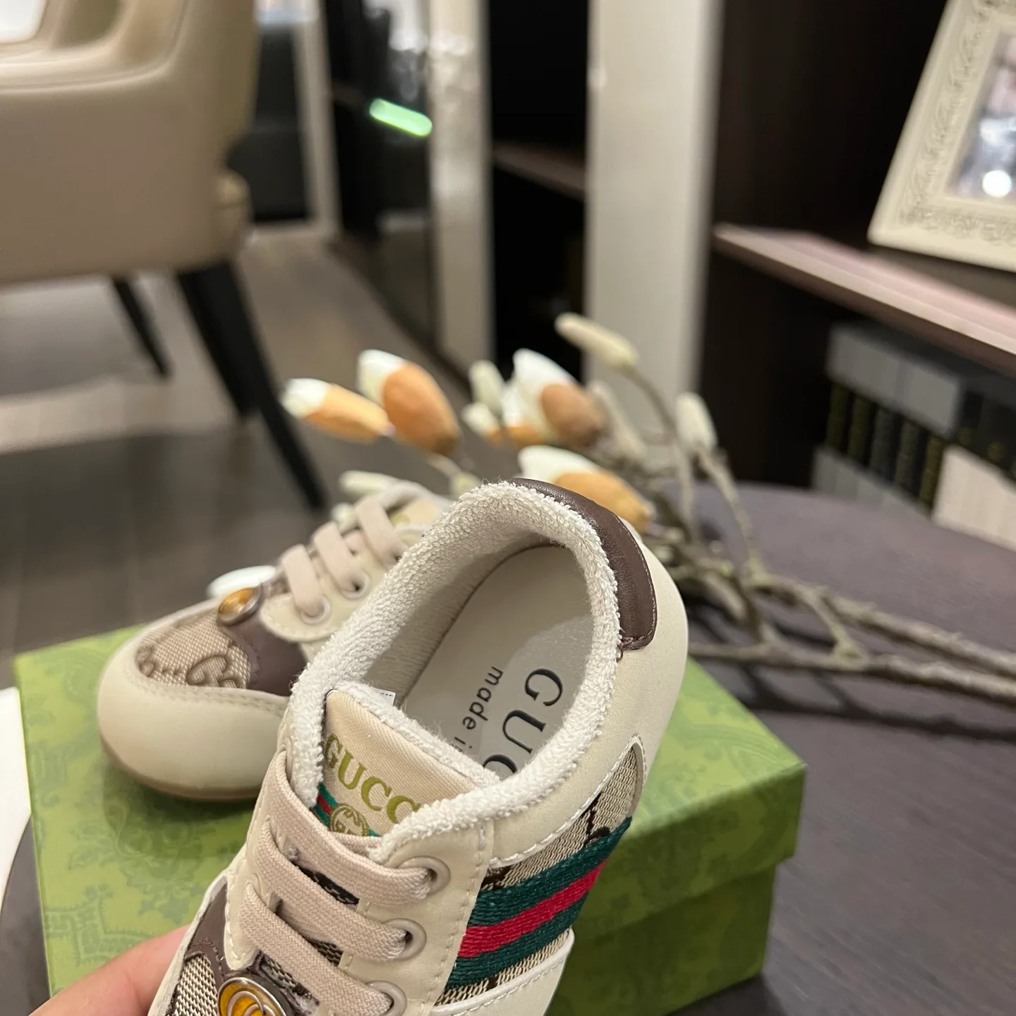 Кроссовки Женские Gucci 18696788