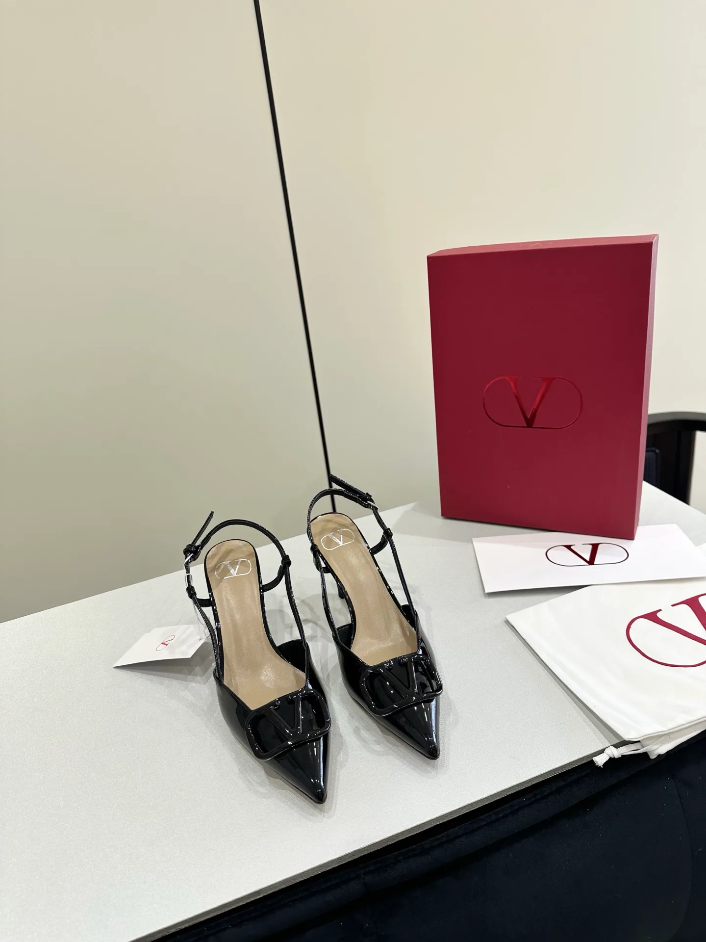 Босоножки Женские Valentino 11608857