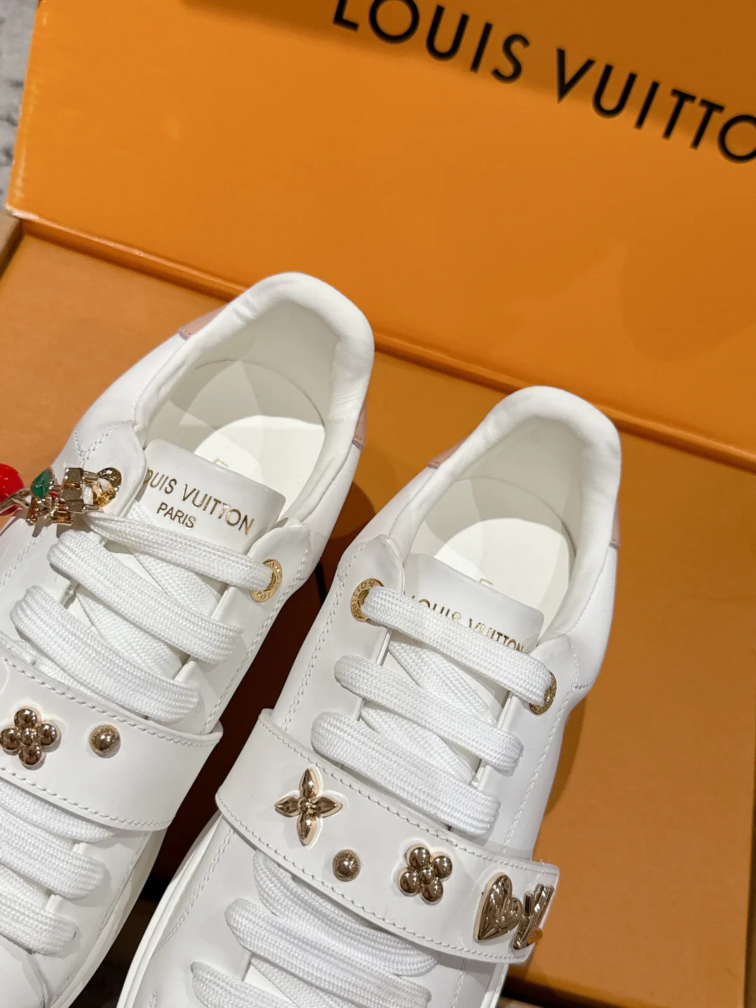 Кеды Женские Louis Vuitton 11214833