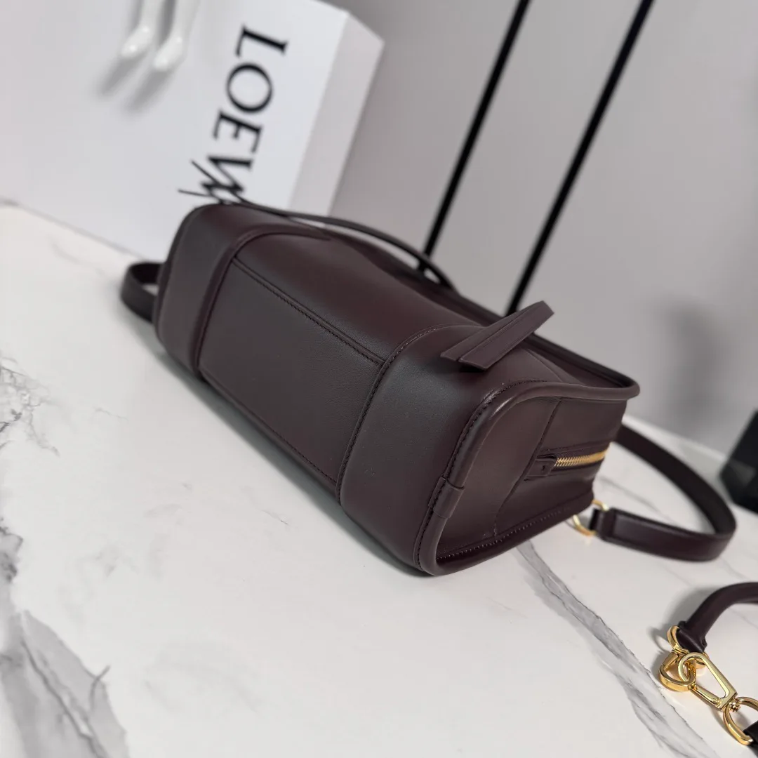 Классические Сумки Женские Loewe 13401755