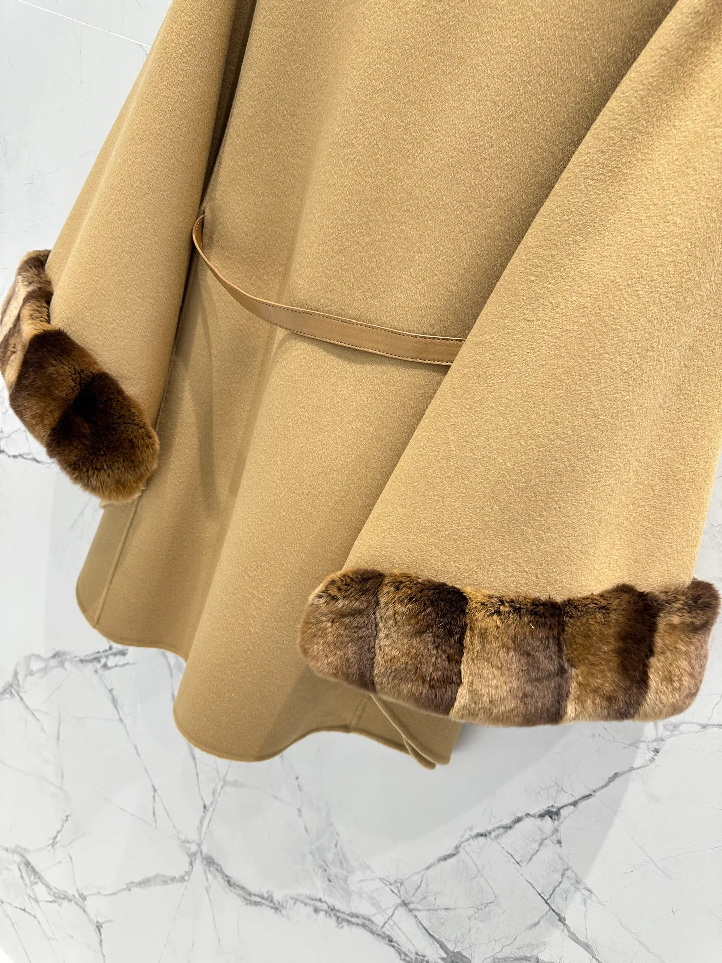 Пальто Женские Loro Piana 18513170