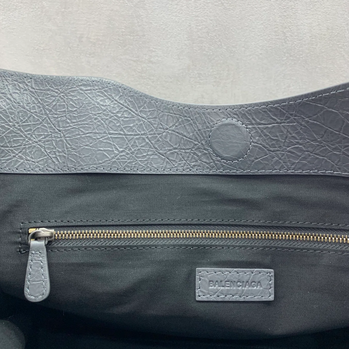 Классические Сумки Женские Balenciaga 12774247