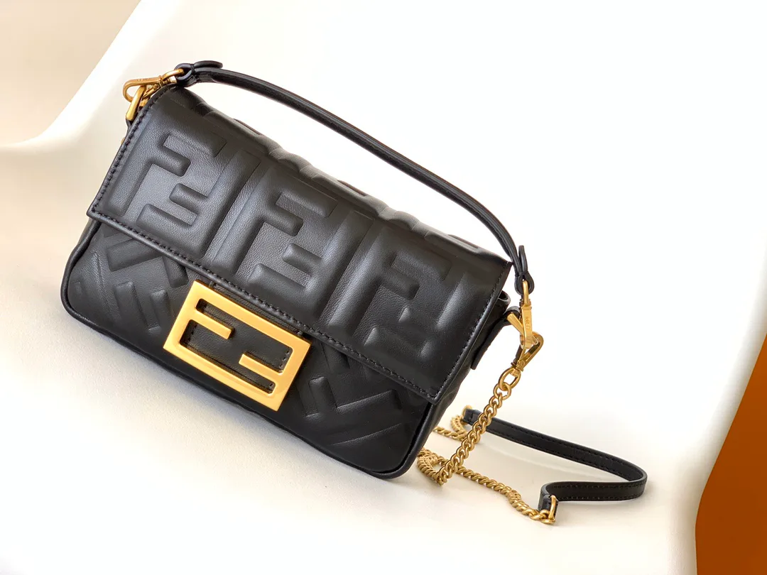 Сумки На Ремне Женские Fendi 13234565