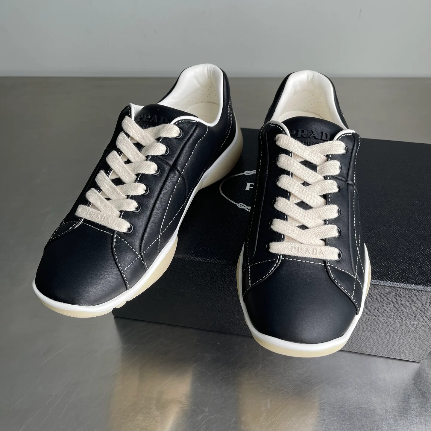 Кроссовки Мужские Prada 425304