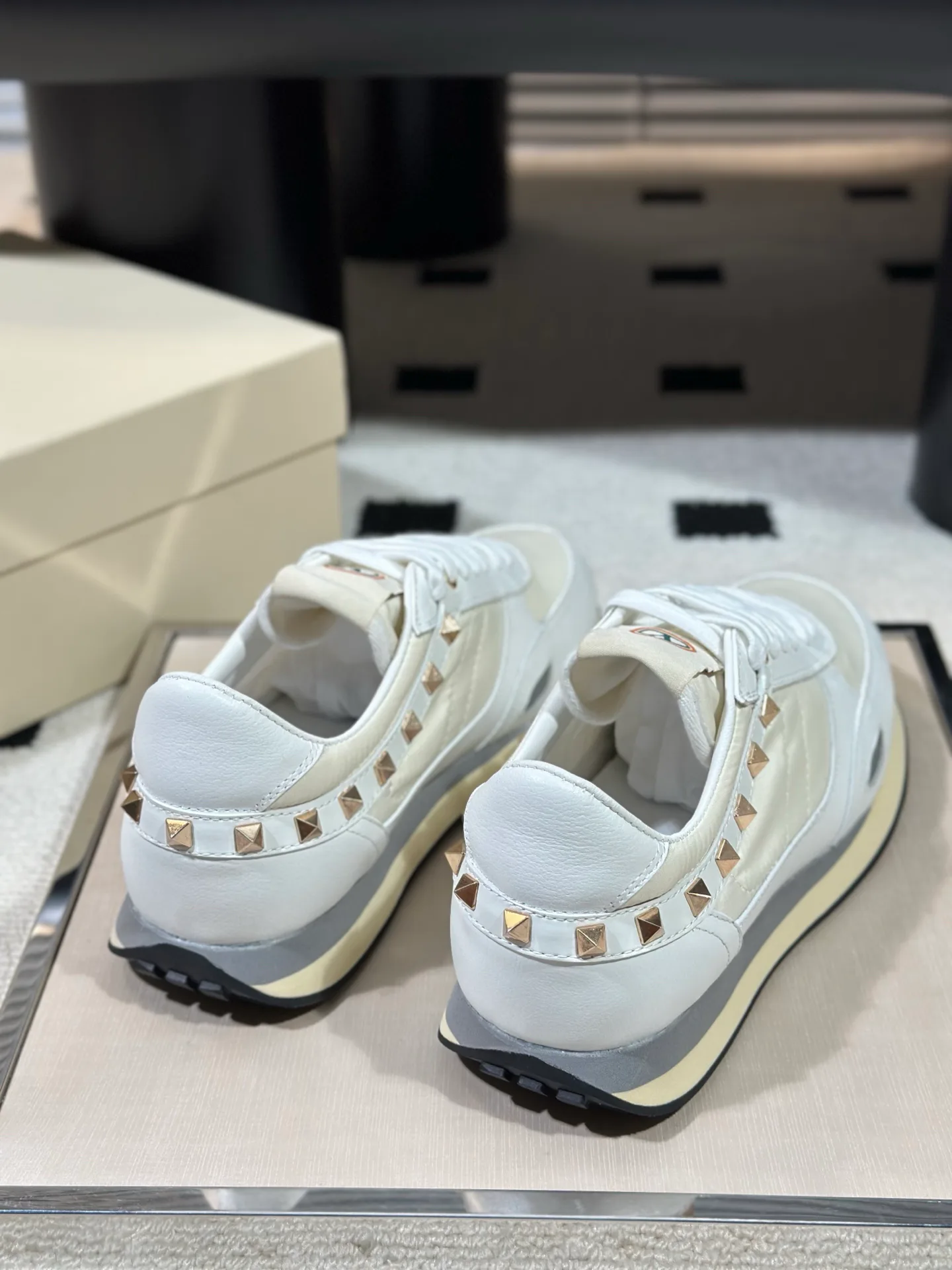 Кроссовки Мужские Valentino 17978704