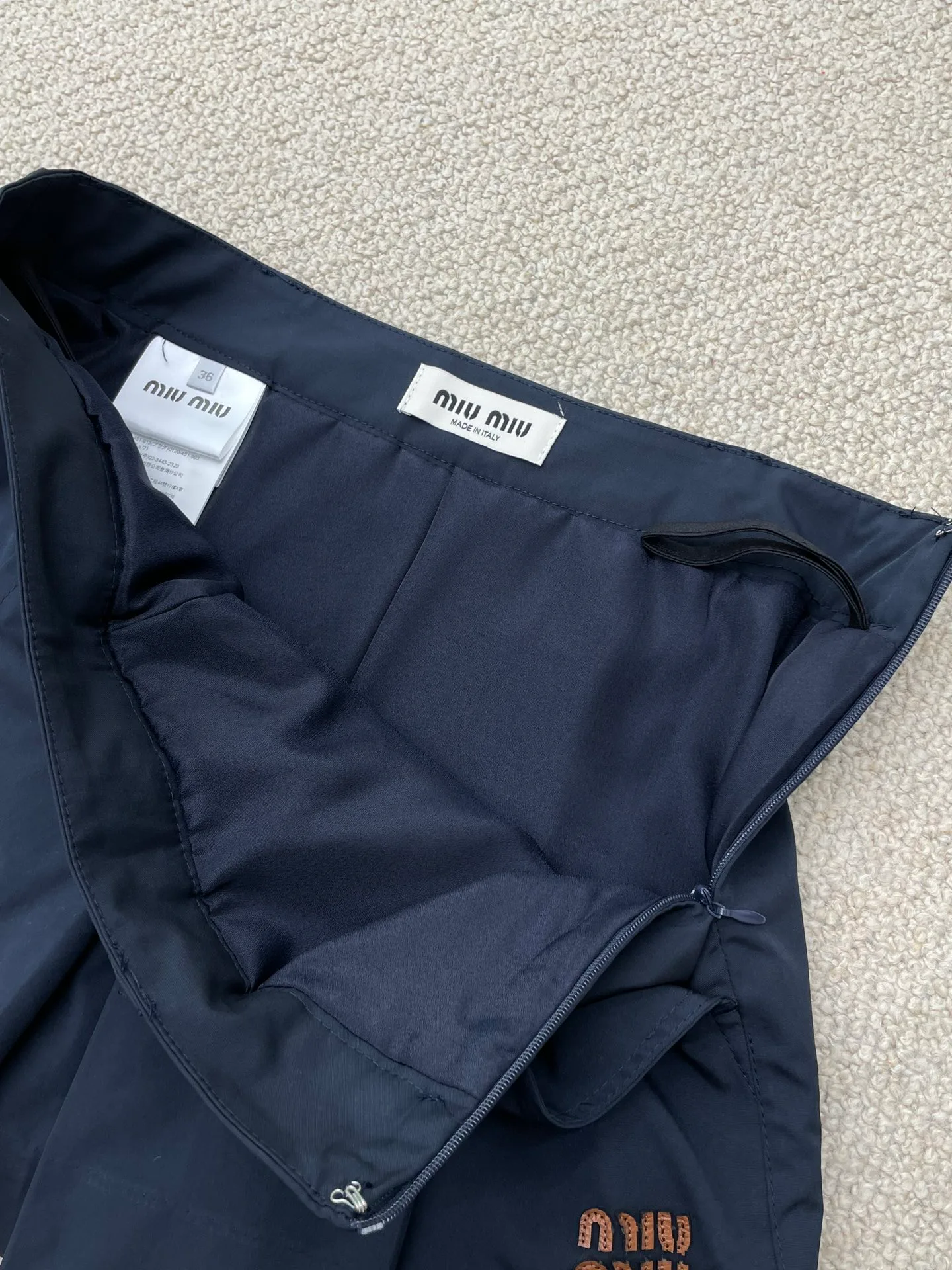 Шорты Женские Miu Miu 6697