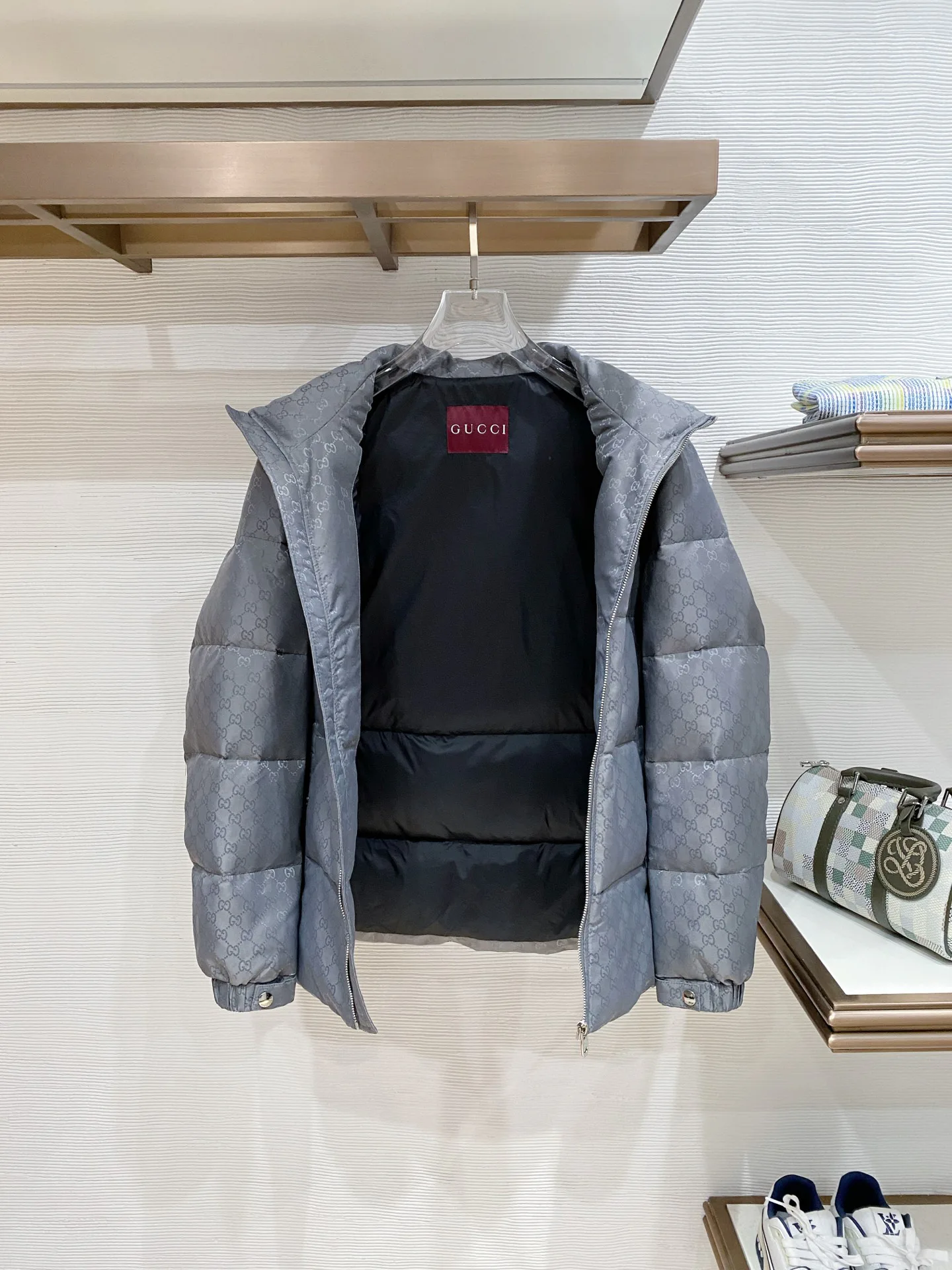 Куртки И Пуховики Мужские Gucci 1825970