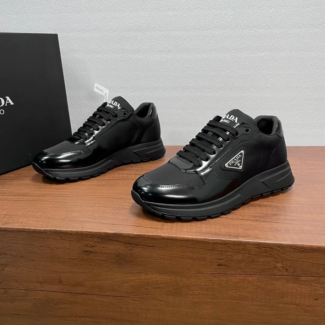 Кроссовки Мужские Prada 12834412