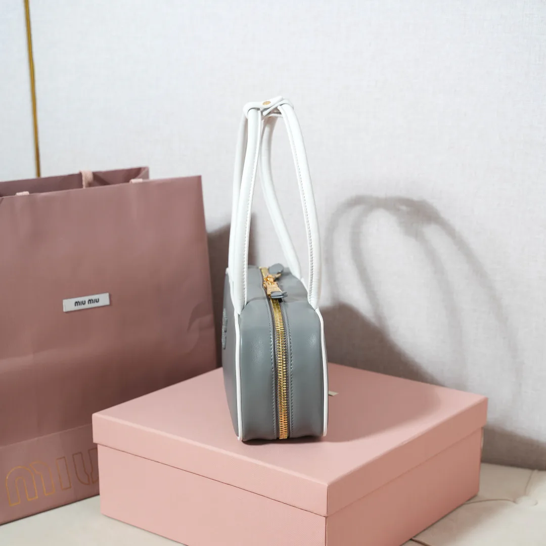 Классические Сумки Женские Miu Miu 11402806