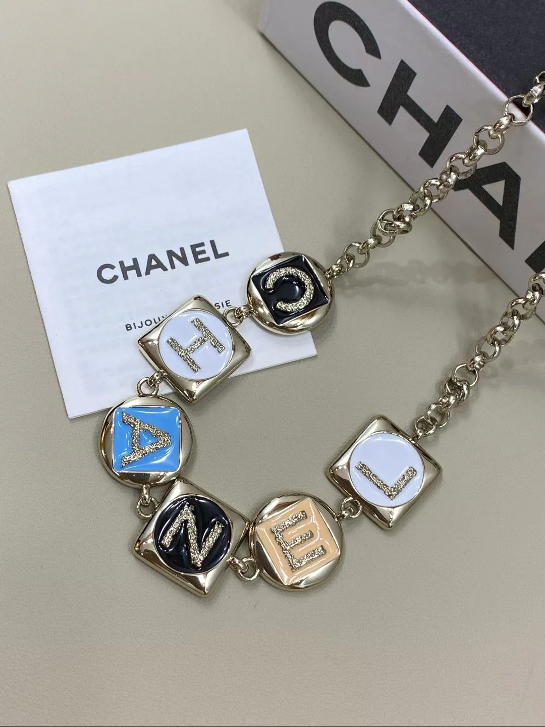 Бижутерия Chanel 817707