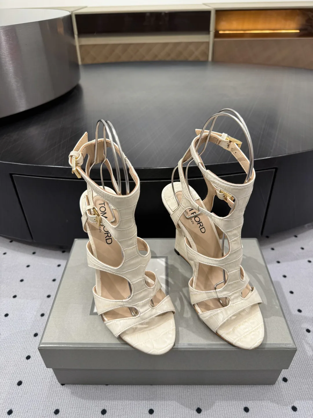 Босоножки Женские Tom Ford 23550