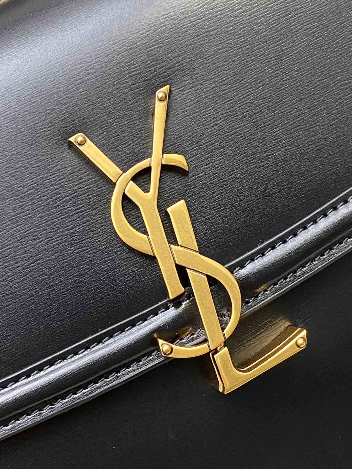 Классические Сумки Женские Saint Laurent 11152492