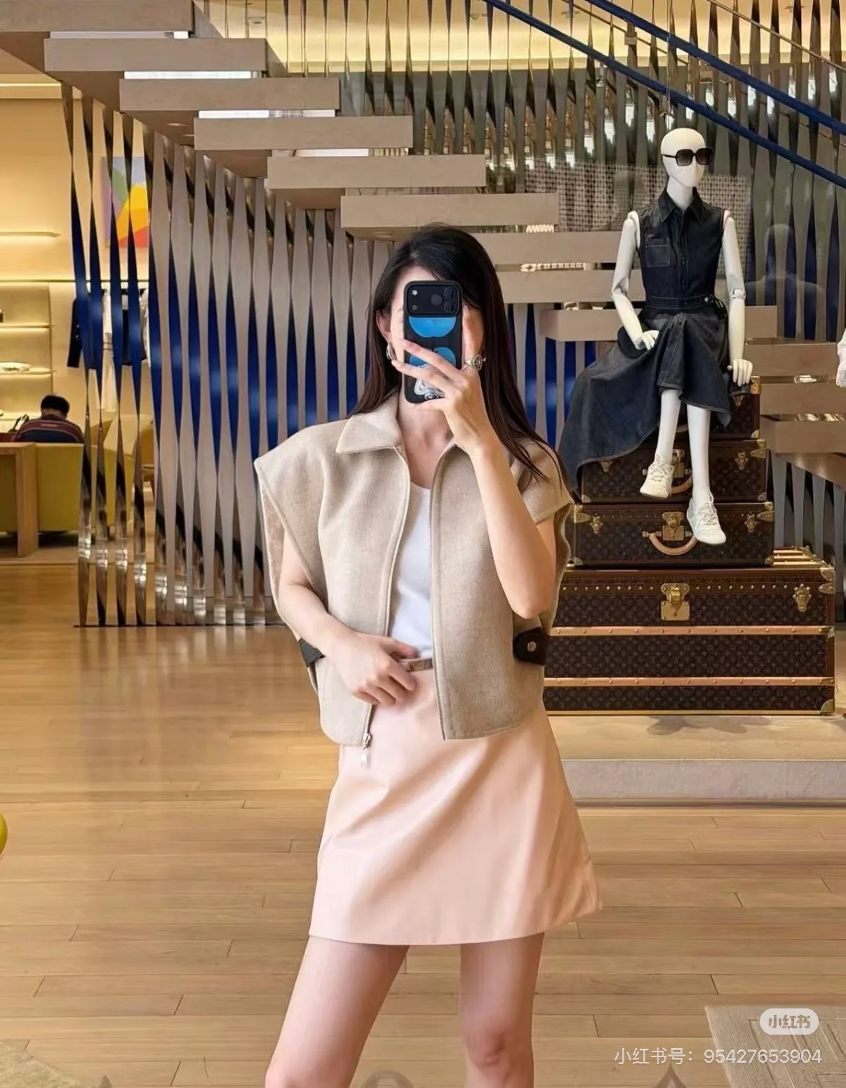 Жилеты Женские Louis Vuitton 19099775