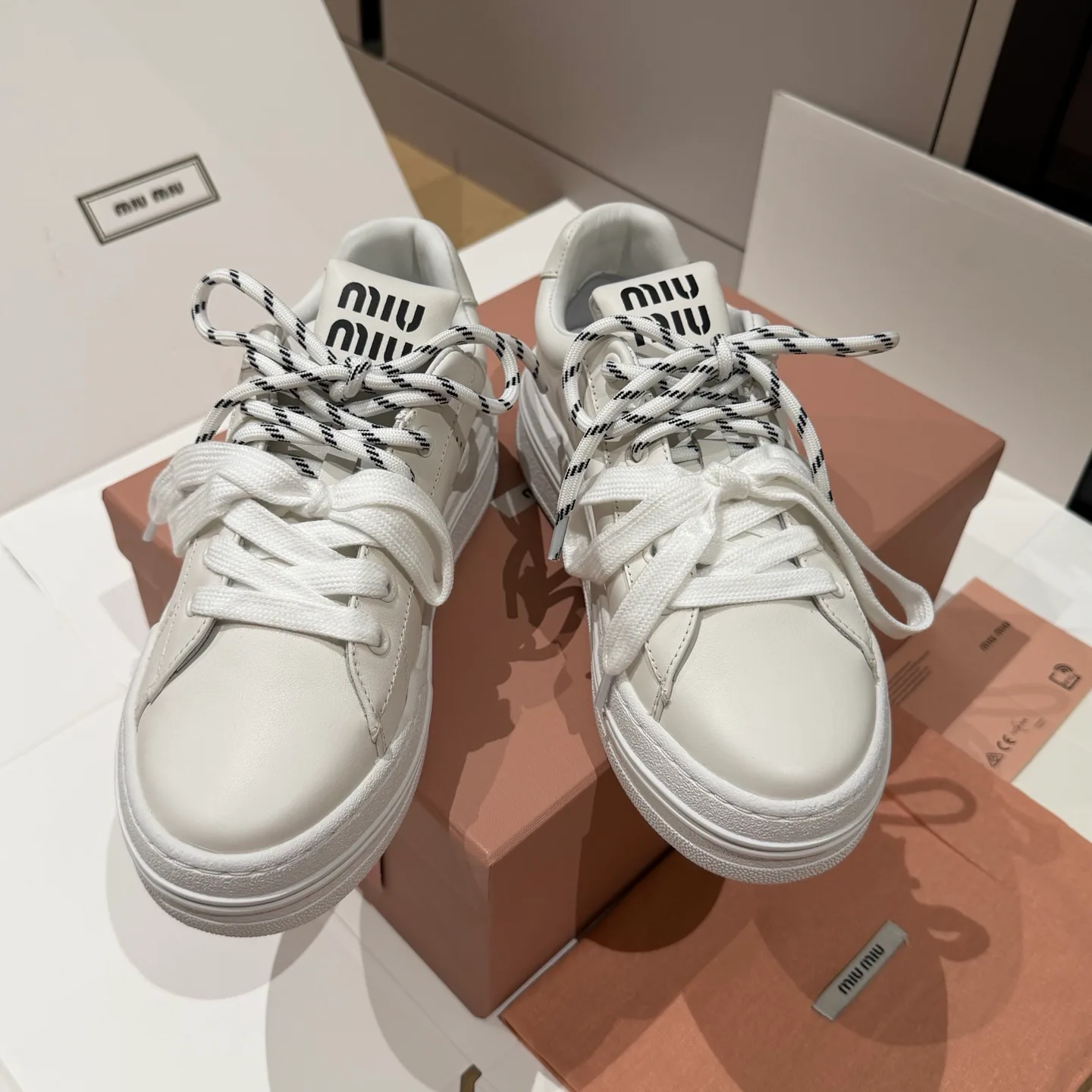 Кроссовки Женские Miu Miu 18121455