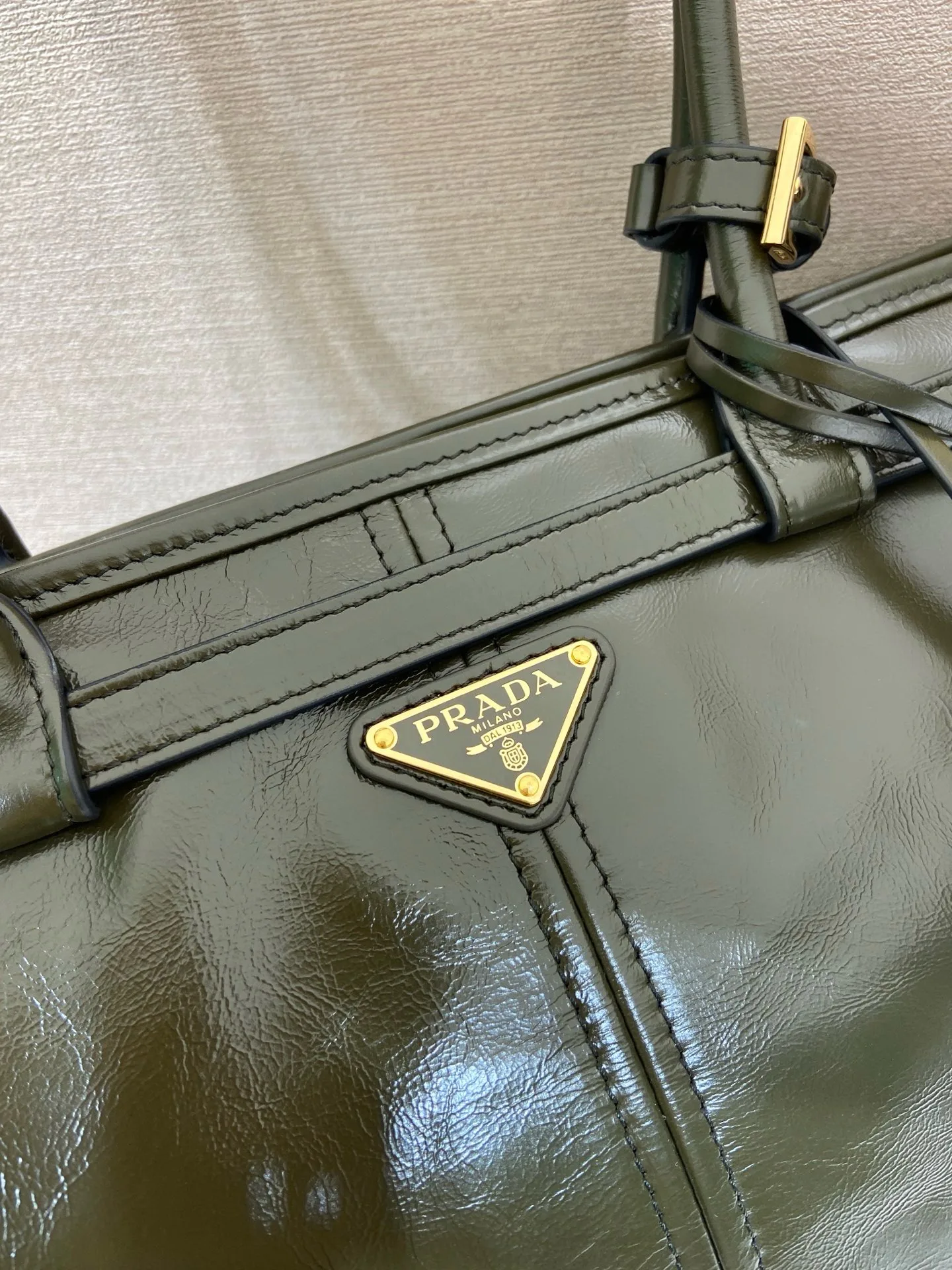 Классические Сумки Женские Prada 18184678