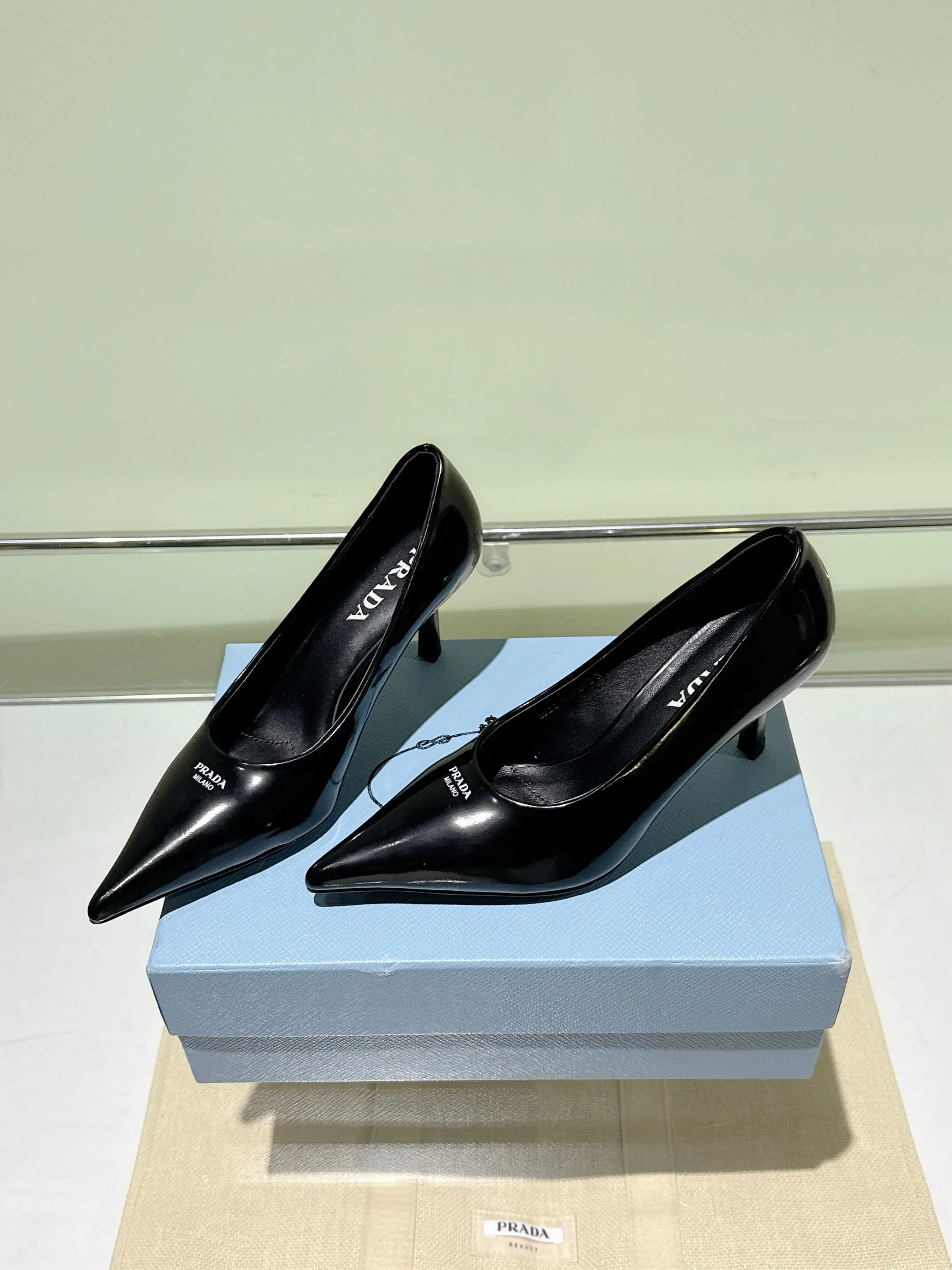 Туфли Женские Prada 18083942