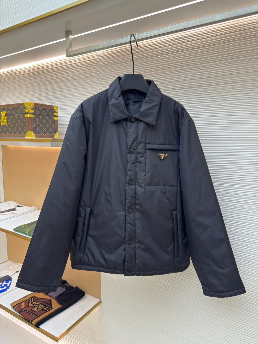 Куртки И Пуховики Мужские Prada 11430131