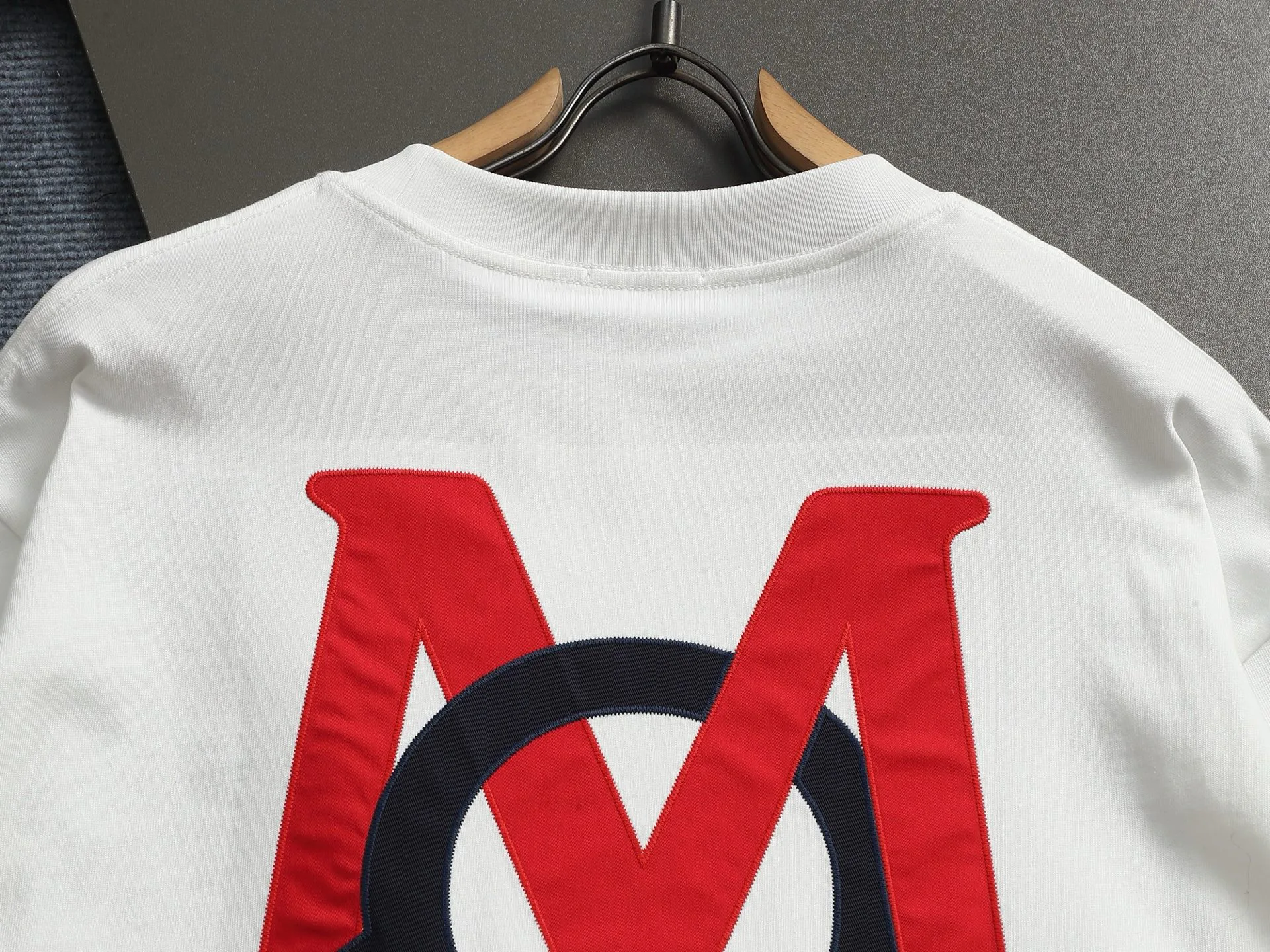 Футболки Женские Moncler 1617517
