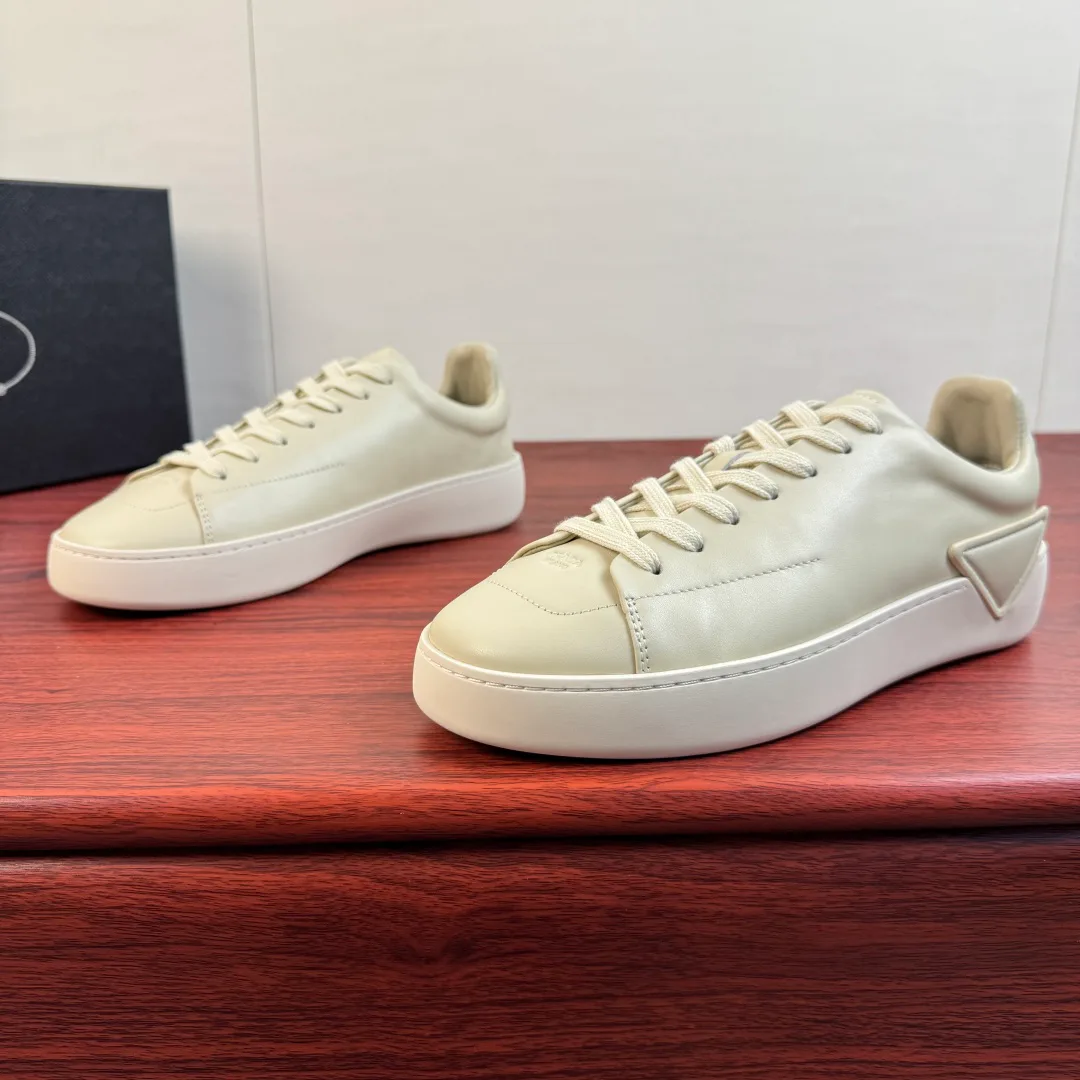 Кроссовки Мужские Prada 16935029