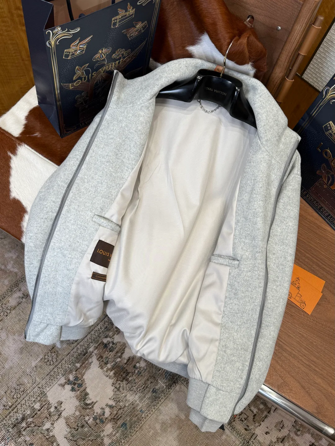 Куртки И Пуховики Мужские Louis Vuitton 6527786