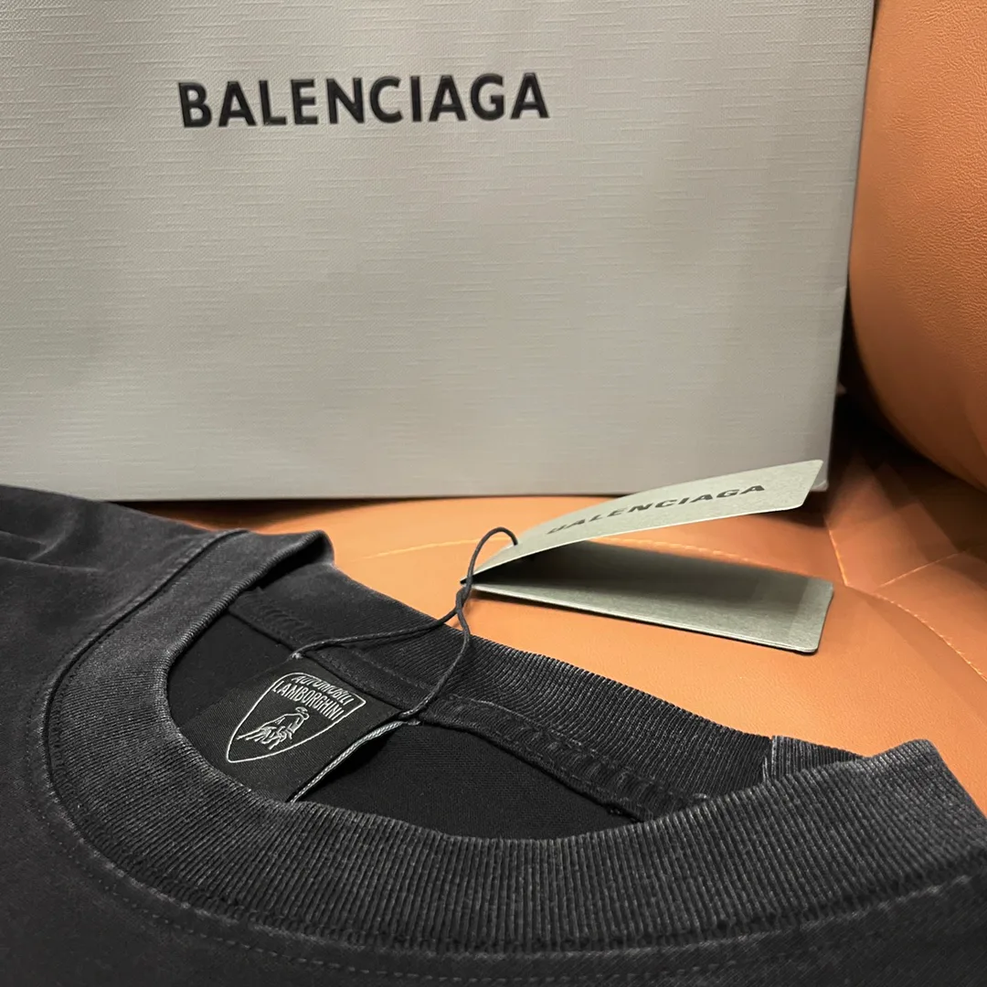 Футболки Женские Balenciaga 12538564