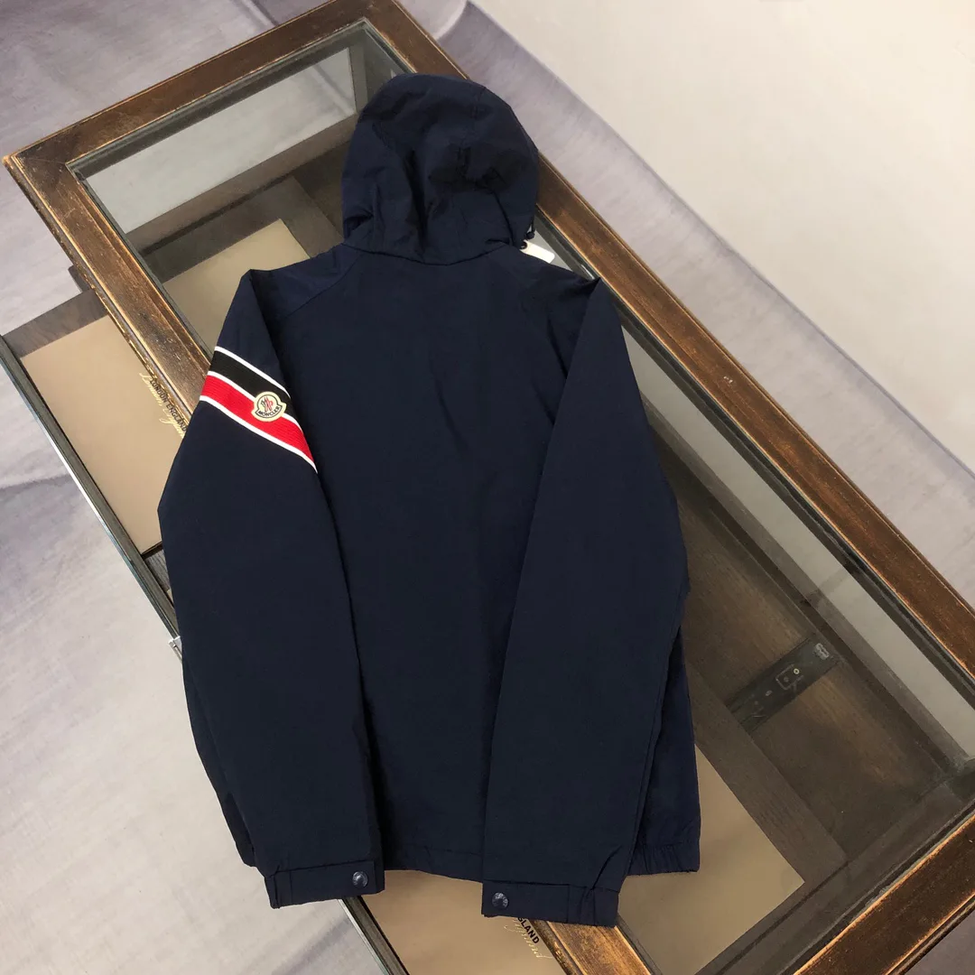 Куртки И Пуховики Мужские Moncler 9599157