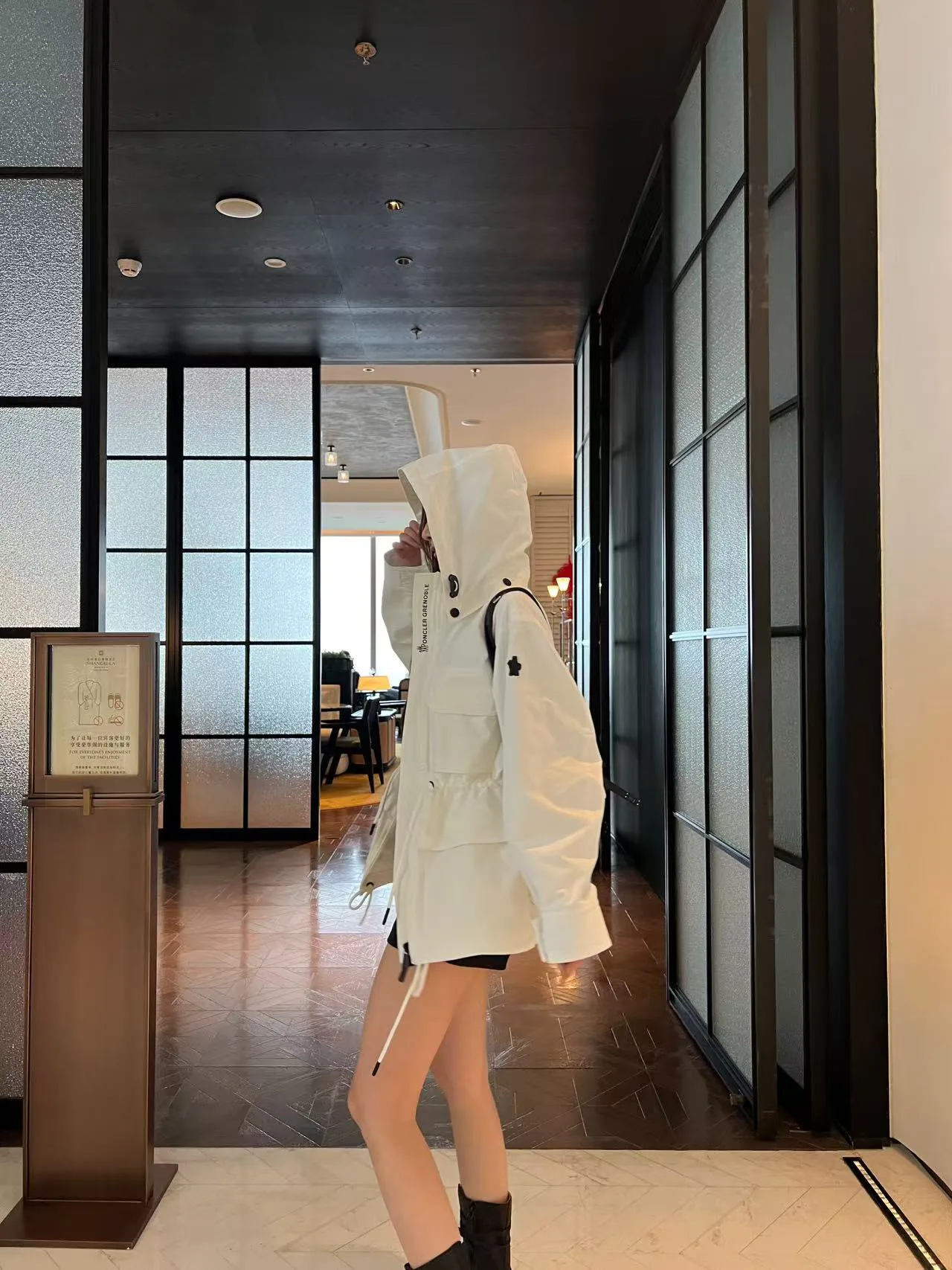 Куртки И Пуховики Женские Moncler 10777568