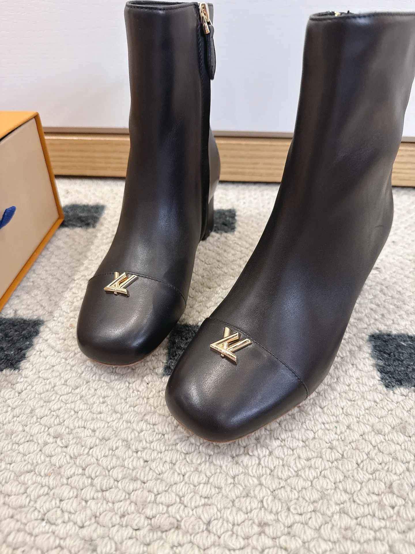 Ботинки Женские Louis Vuitton 5018347