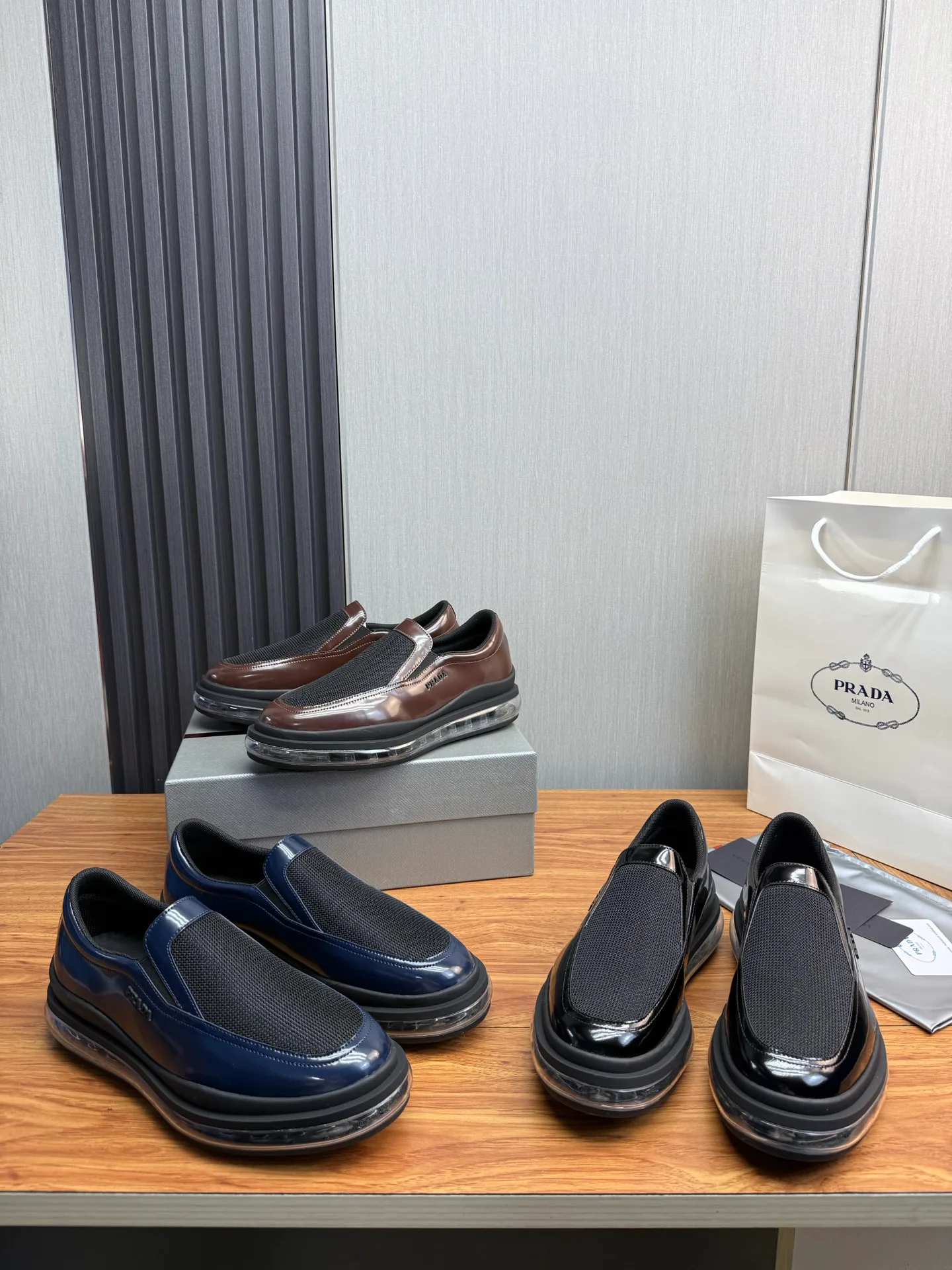 Кроссовки Мужские Prada 13537314