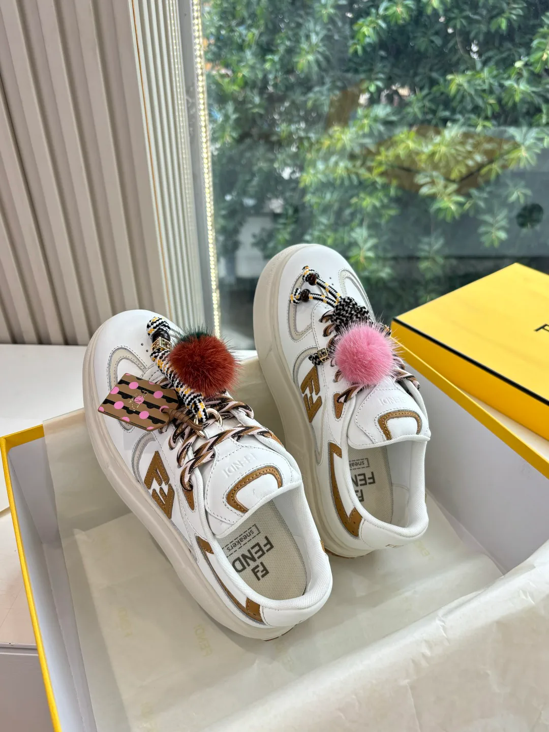 Кроссовки Женские Fendi 80831