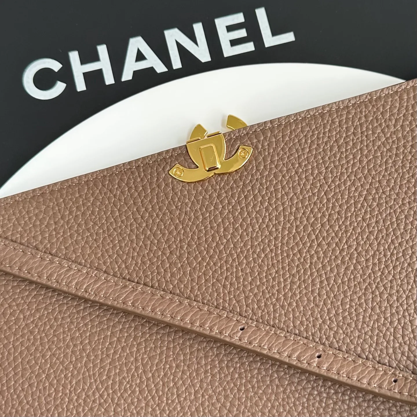 Классические Сумки Женские Chanel 18058440