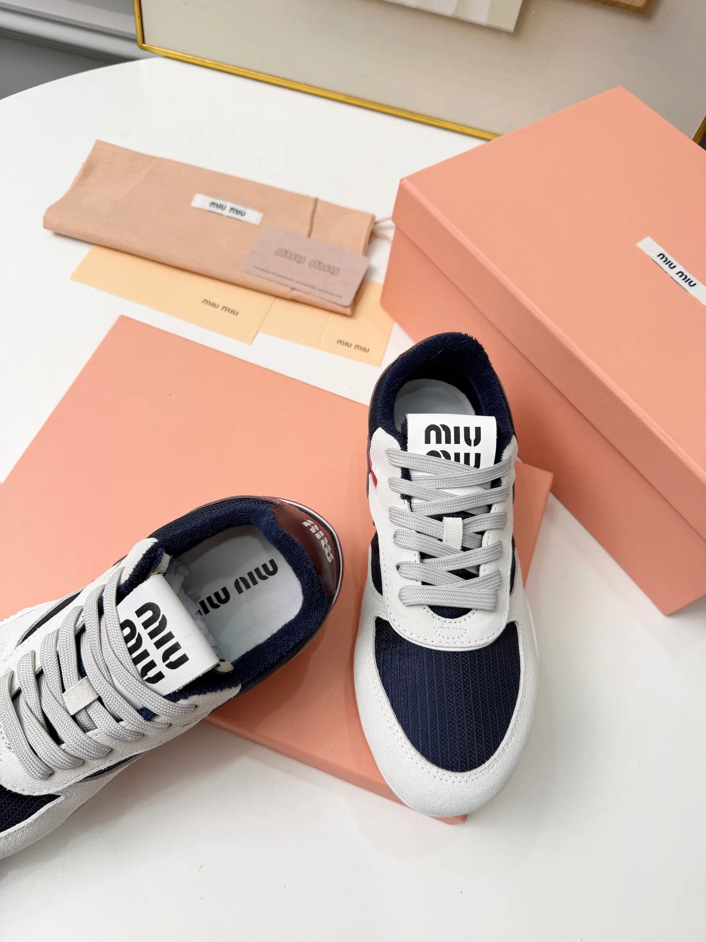 Кроссовки Женские Miu Miu 19292541